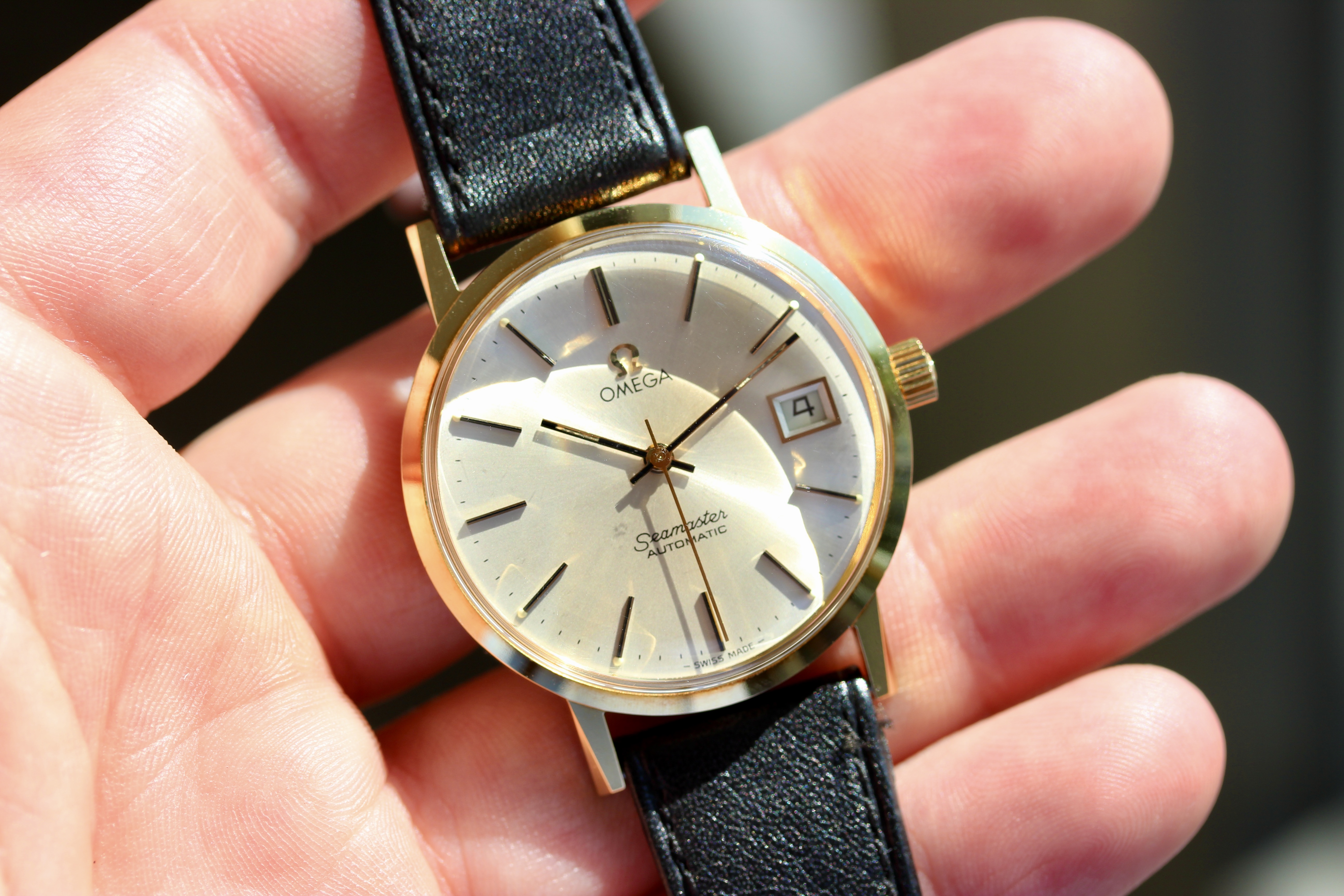View of Omega Seamaster Automatic or 18k réf 166.0217 NOS FULL SET