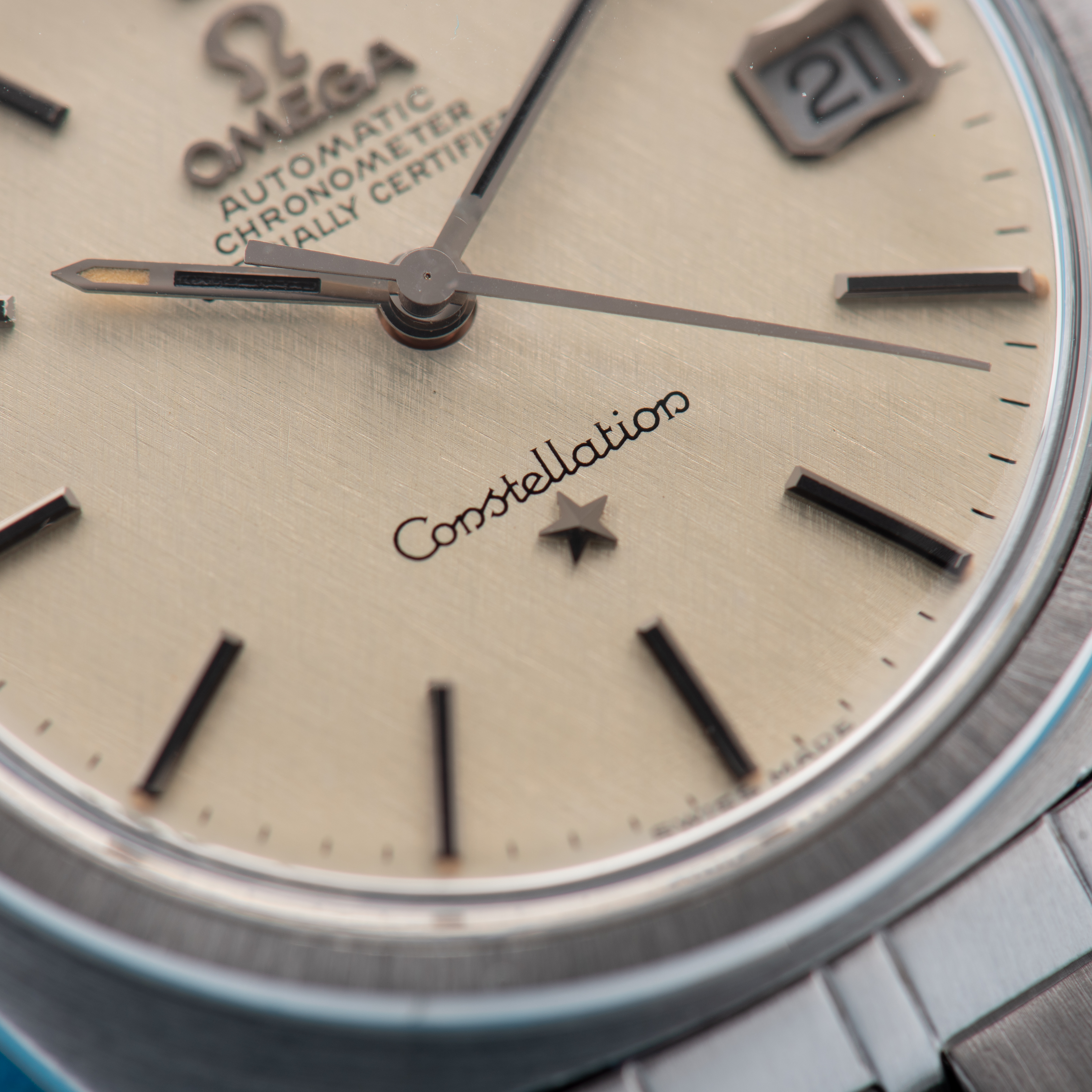 Vue de Omega Automatic Chronometer Constellation "Linen dial" Réf 168.017 from 1969