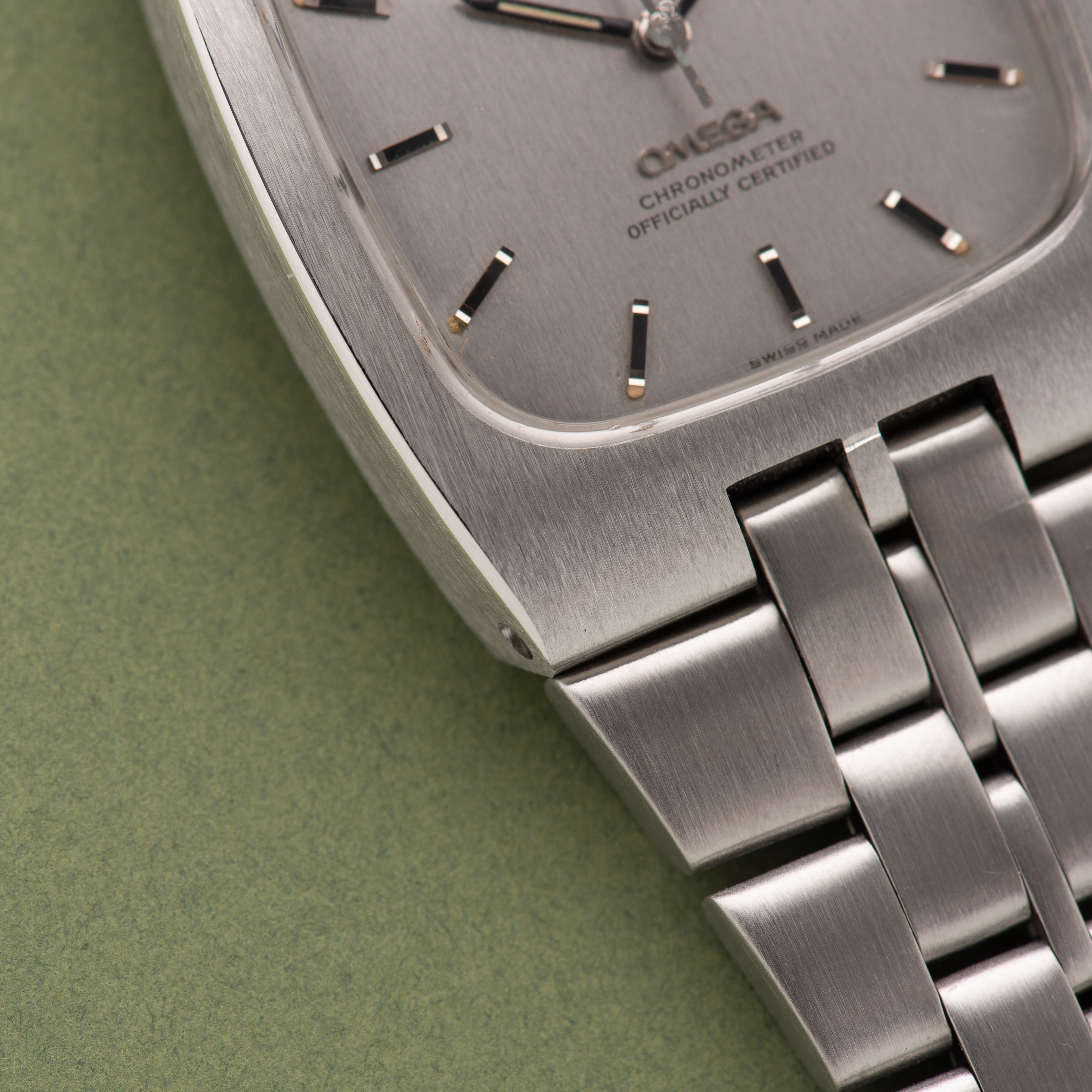 Vue de Omega Constellation Automatic Chronometer cal 1001 réf 168.047 from 1969