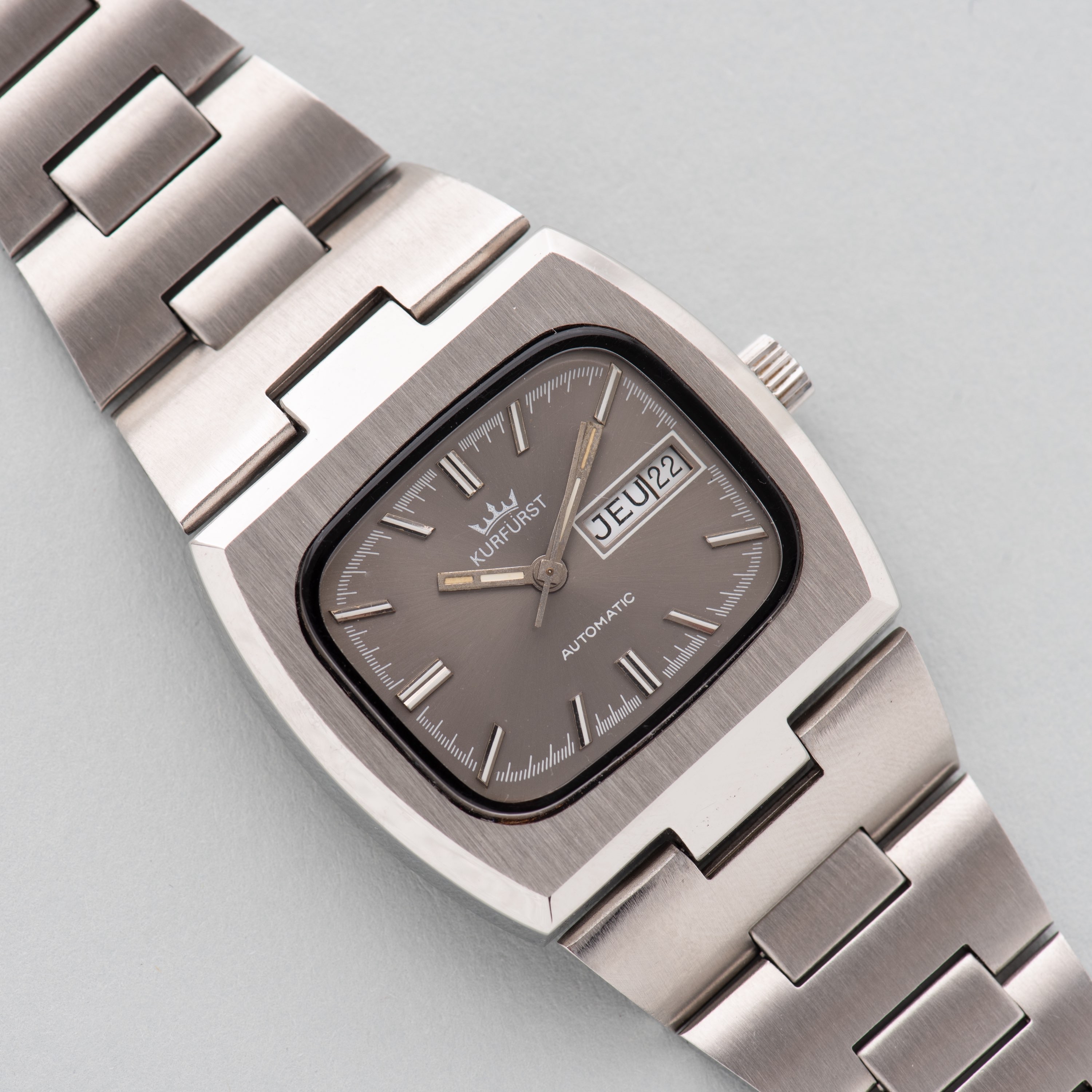 Vue de Kurfürst Automatic day-date New Old Stock FE 4612