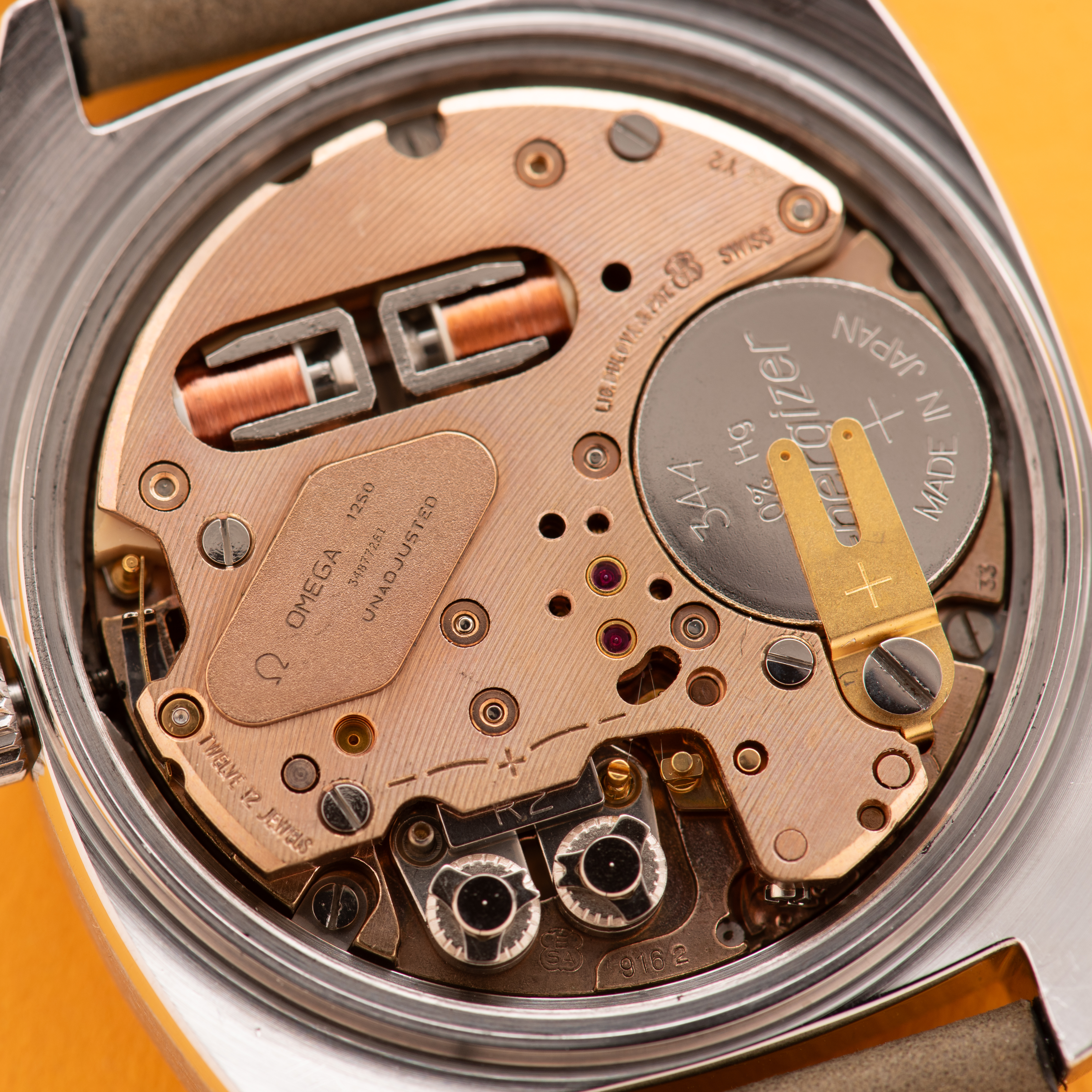 Zicht op Omega Constellation Chronometer Electronic F300Hz vanaf 1972 Ref 198.0027