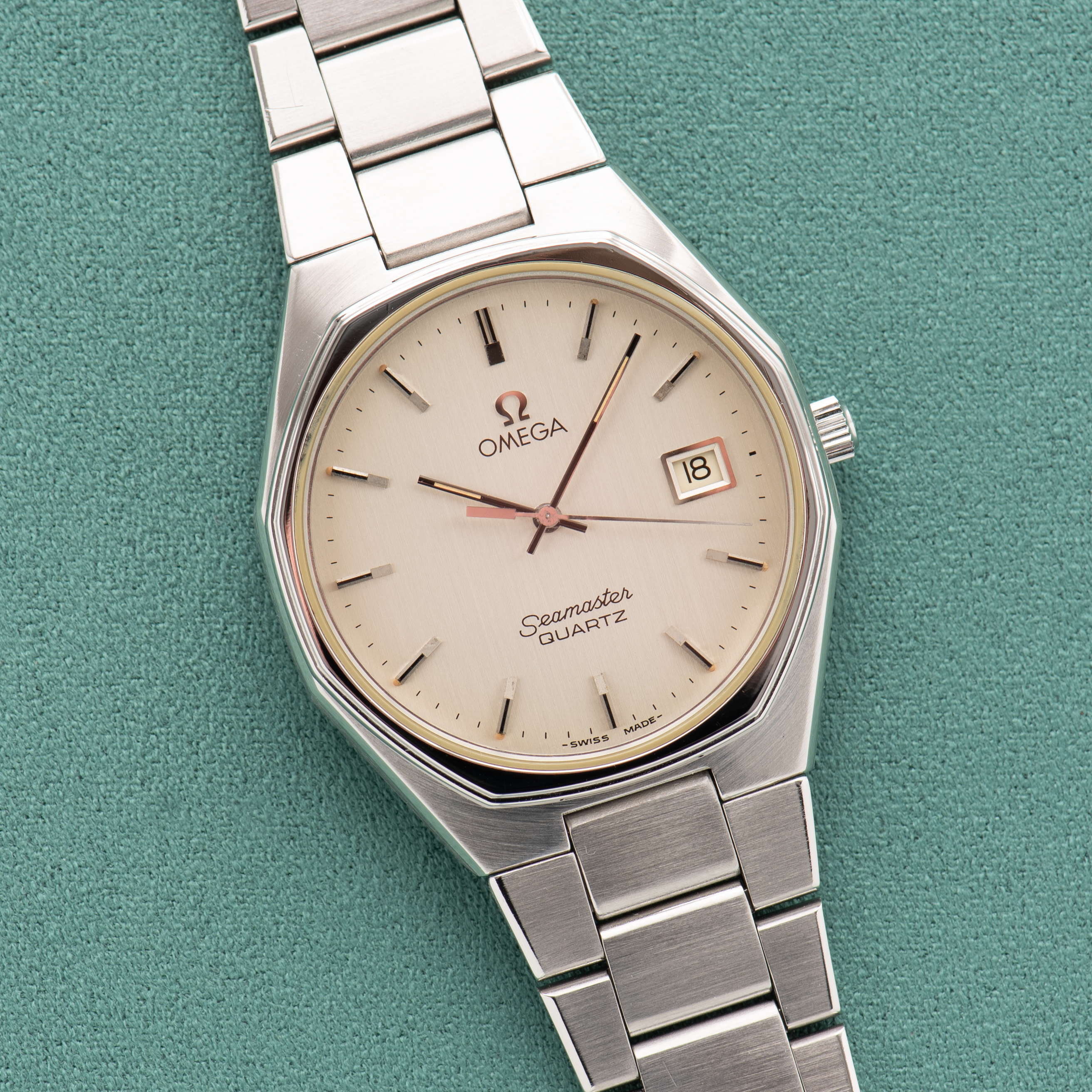 View of Omega Seamaster Quartz Silver/Creme Dial Ref 196.0128 from 1979