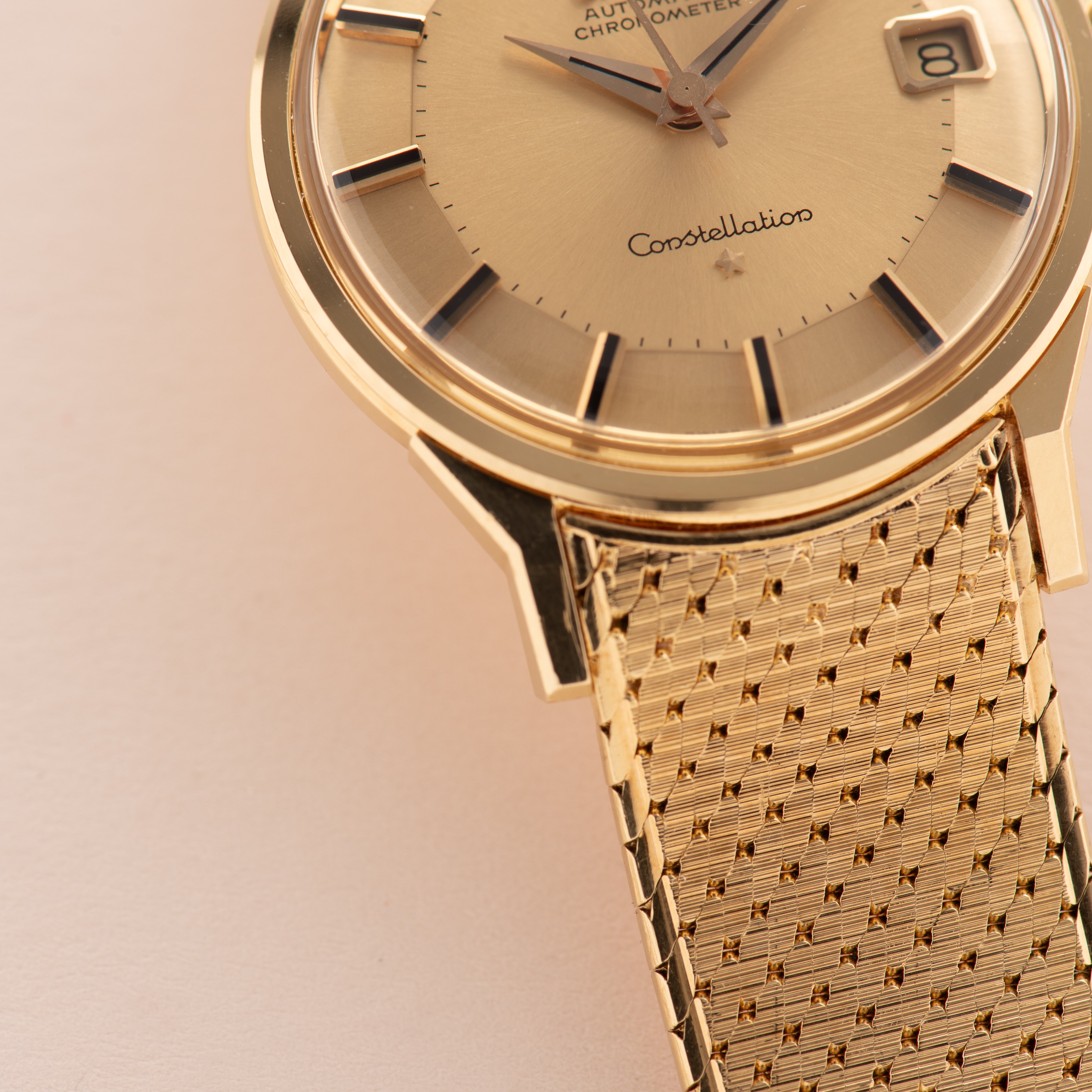 Vue de Omega Constellation Pie Pan 18K Gold Automatic FULL SET from 1962 Réf 168.005