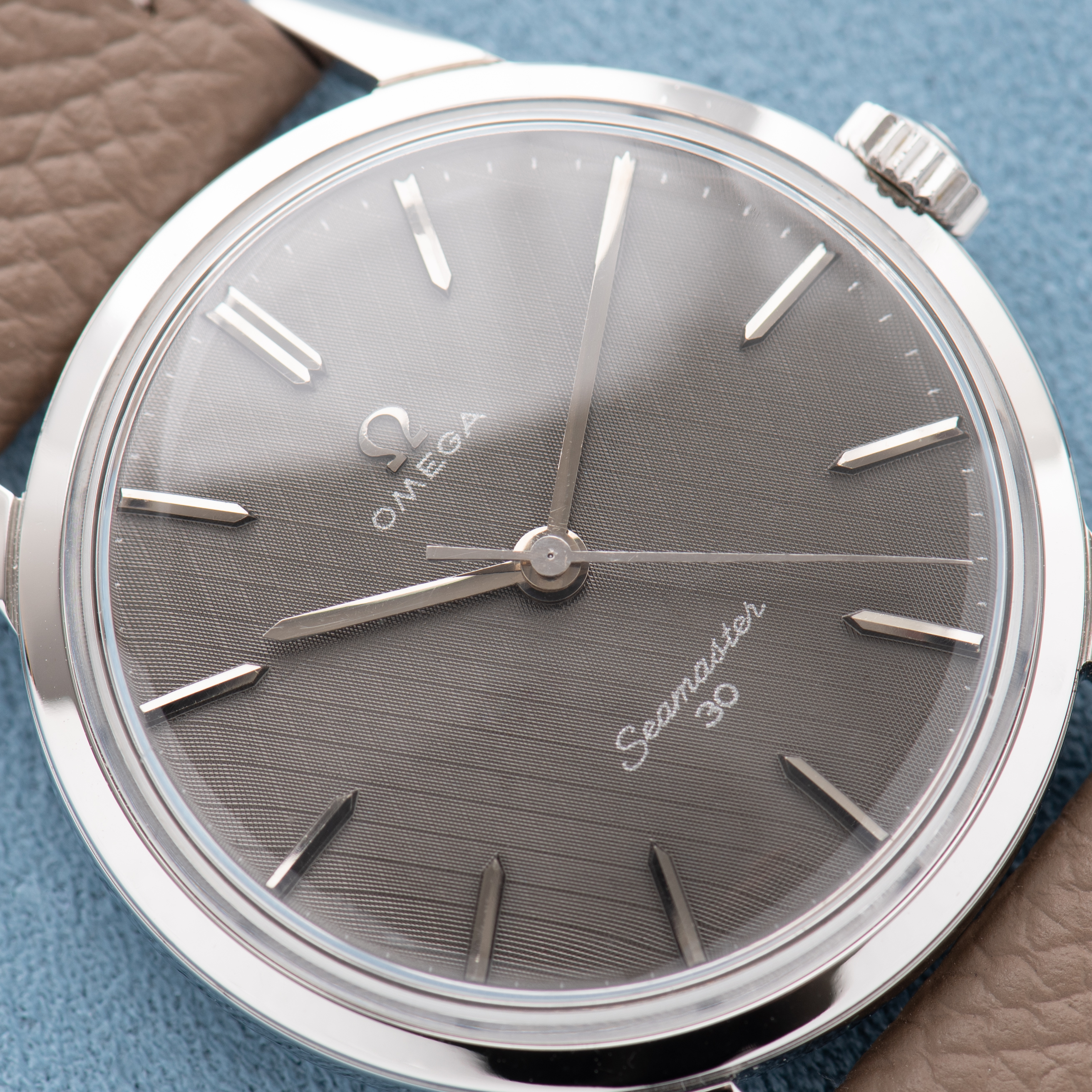 Vue de Omega Seamaster 30 "Grey Linen Dial" Réf 135.003 from 1962