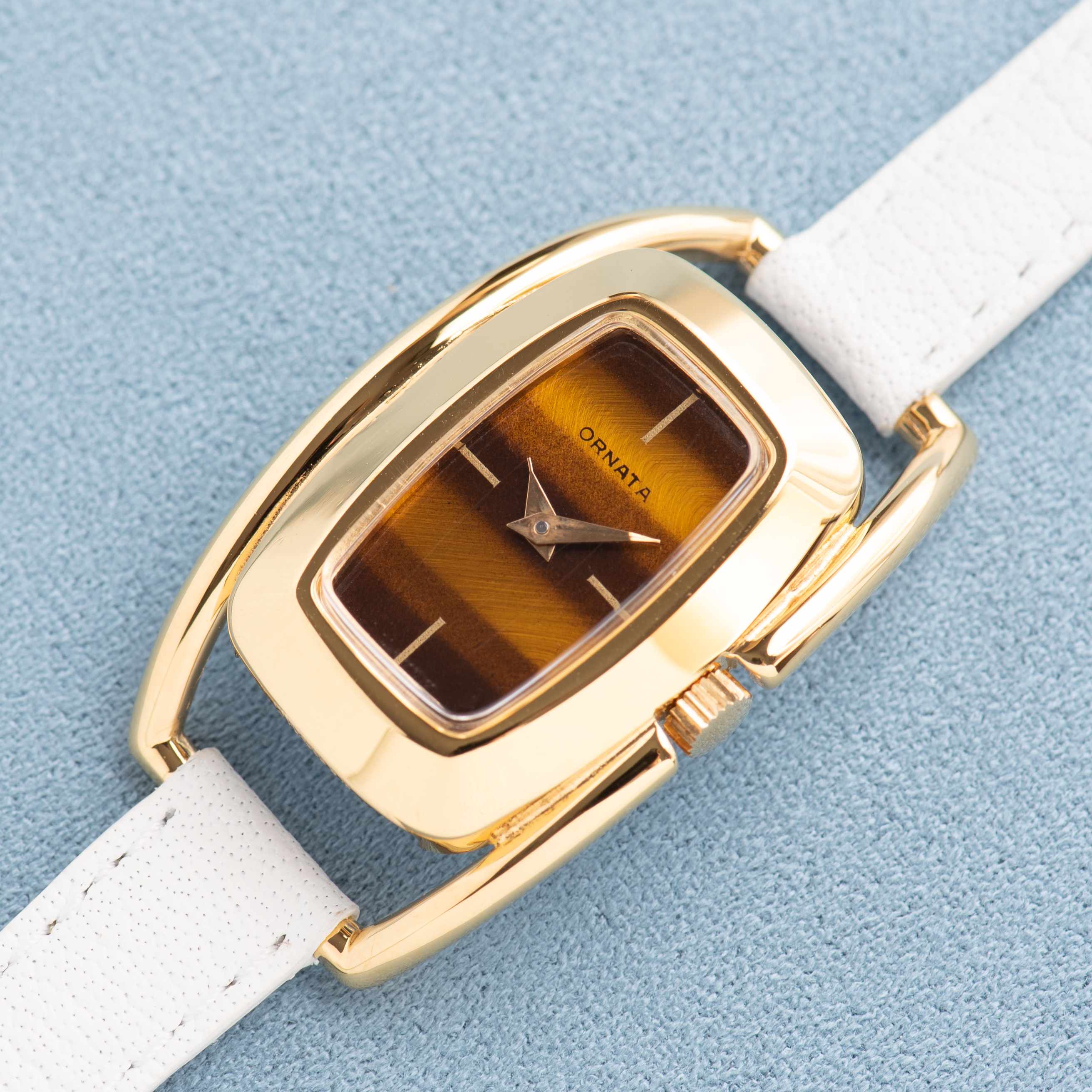 View of ORNATA Etrier Caramel Dial Mécanique