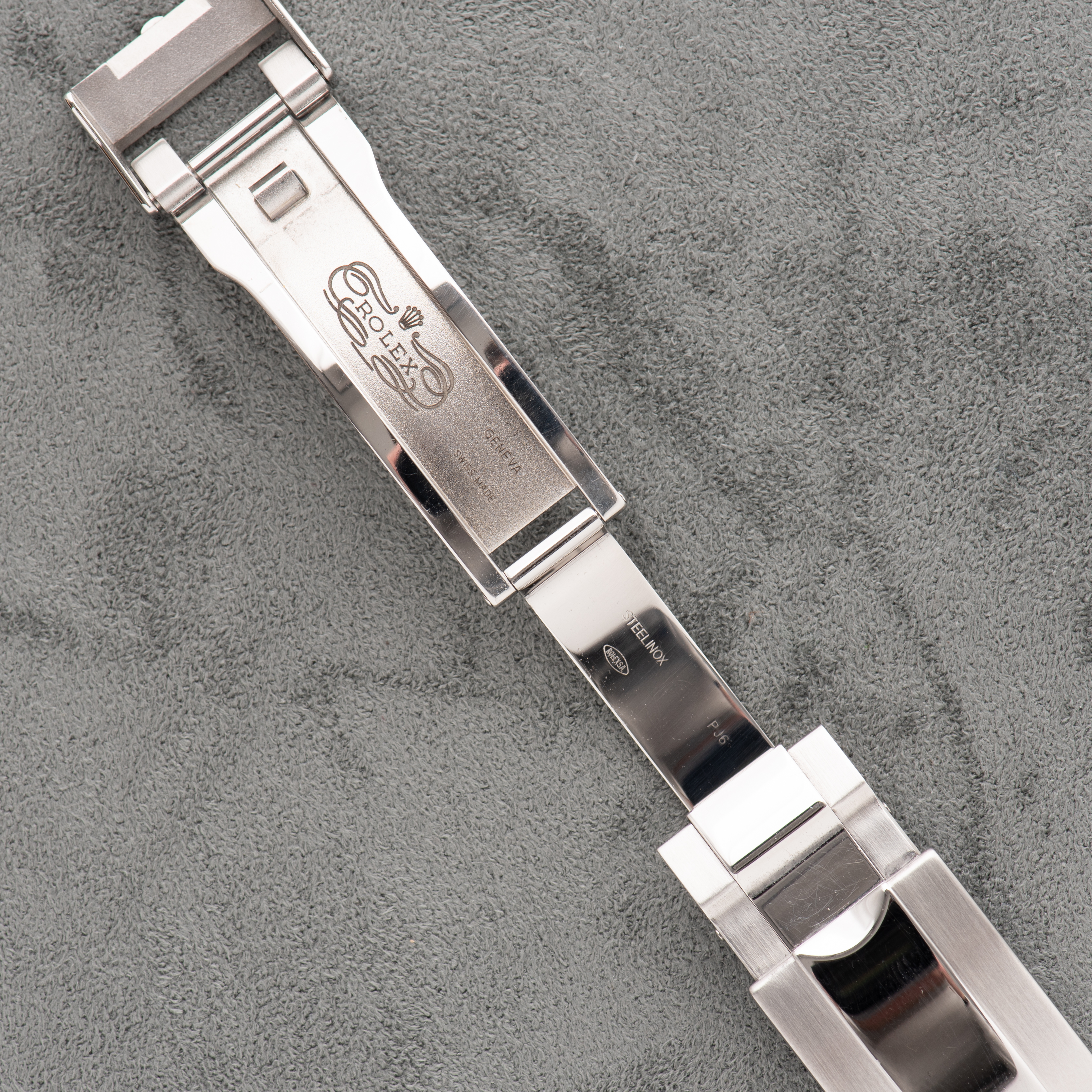 Zicht op Rolex Oyster Perpetual Daytona Cosmograph ref 116520 Volledige set vanaf 2010