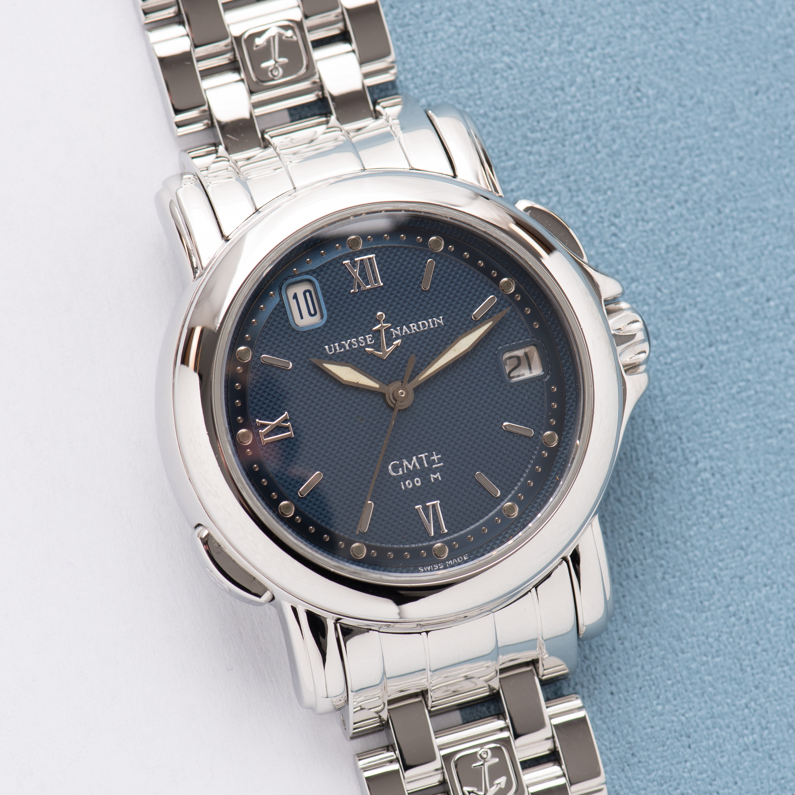 Zicht op Ulysse Nardin Automatic San Marco GMT 100m Ref 203-22 N* 1496
