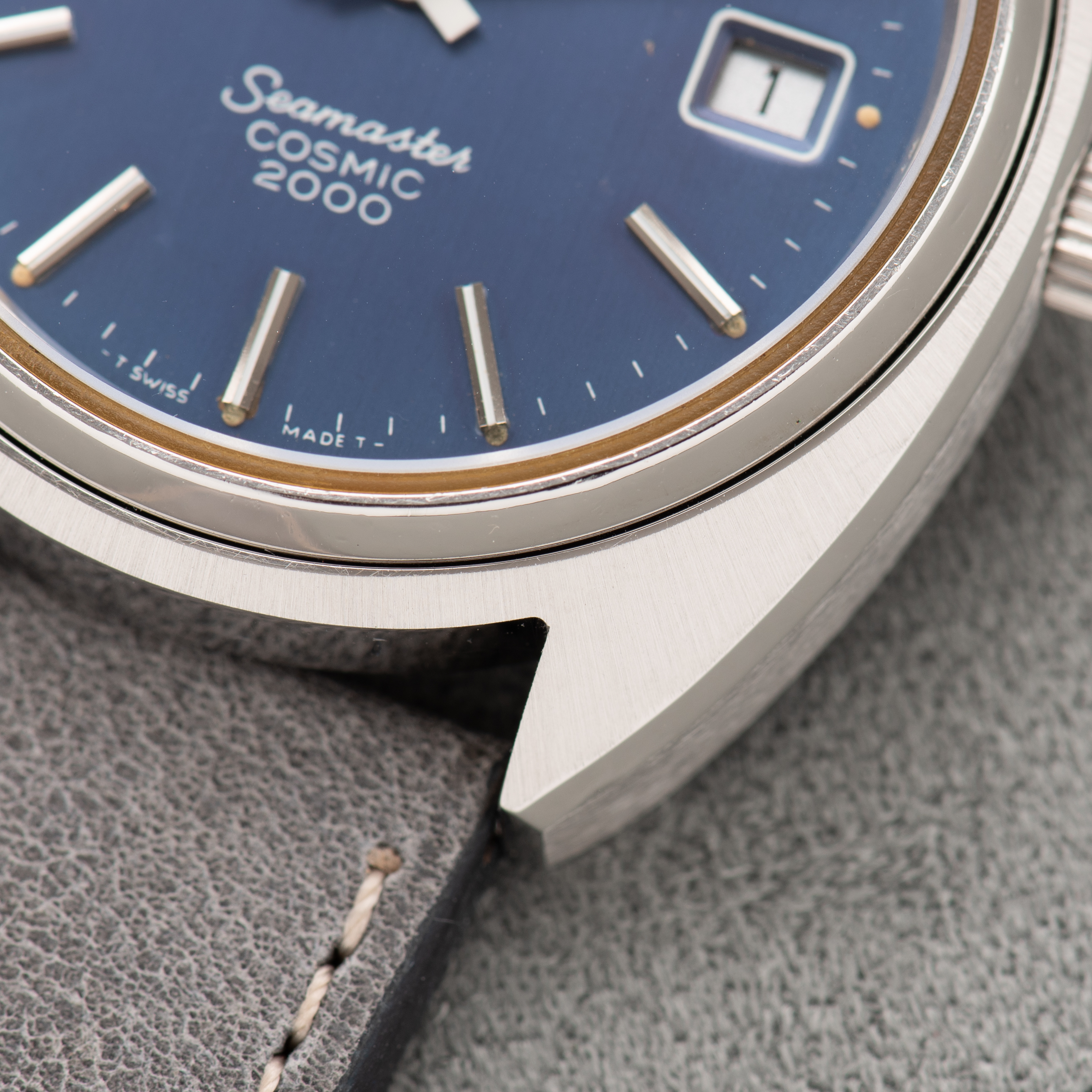 Vue de Omega Automatic Seamaster Cosmic 2000 Blue dial Réf 166.130 from 1973