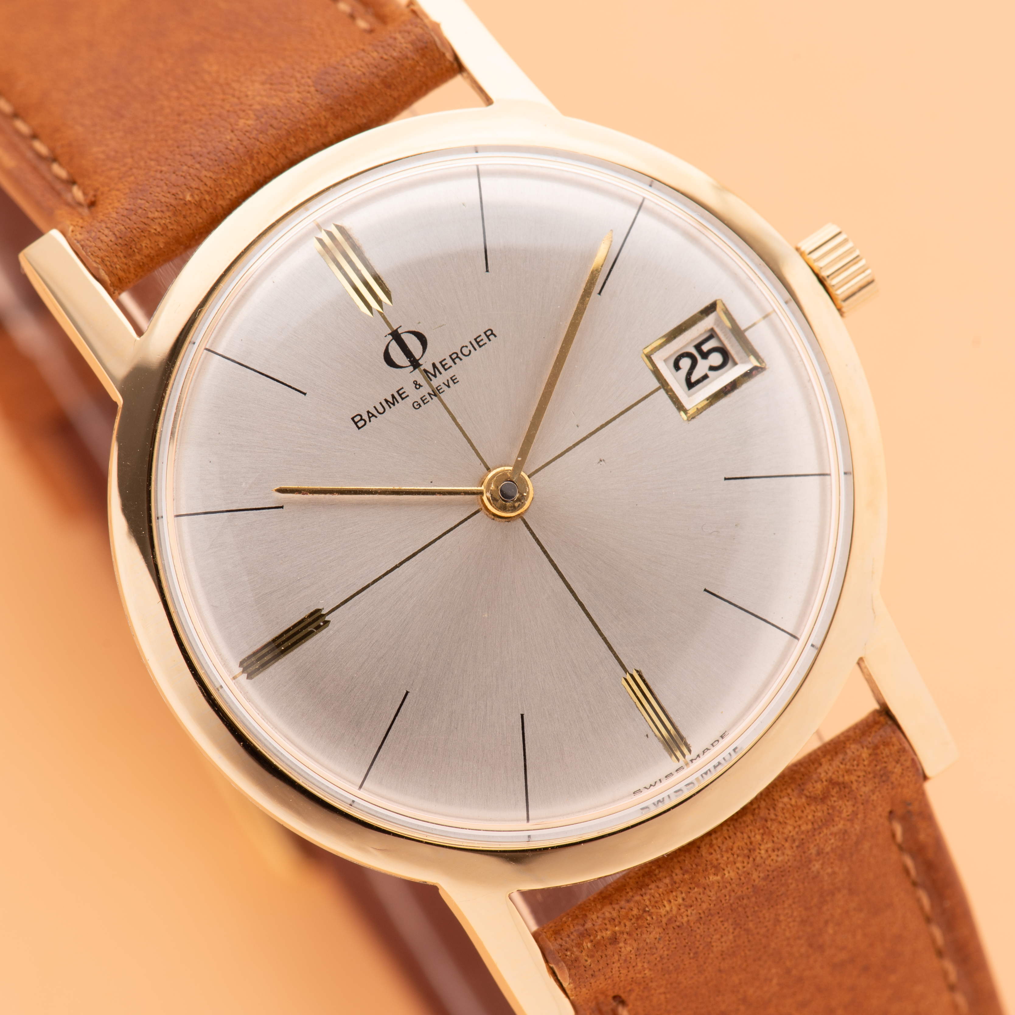 Zicht op Baume & Mercier Genève kruisdraad wijzerplaat mechanische ref 76929