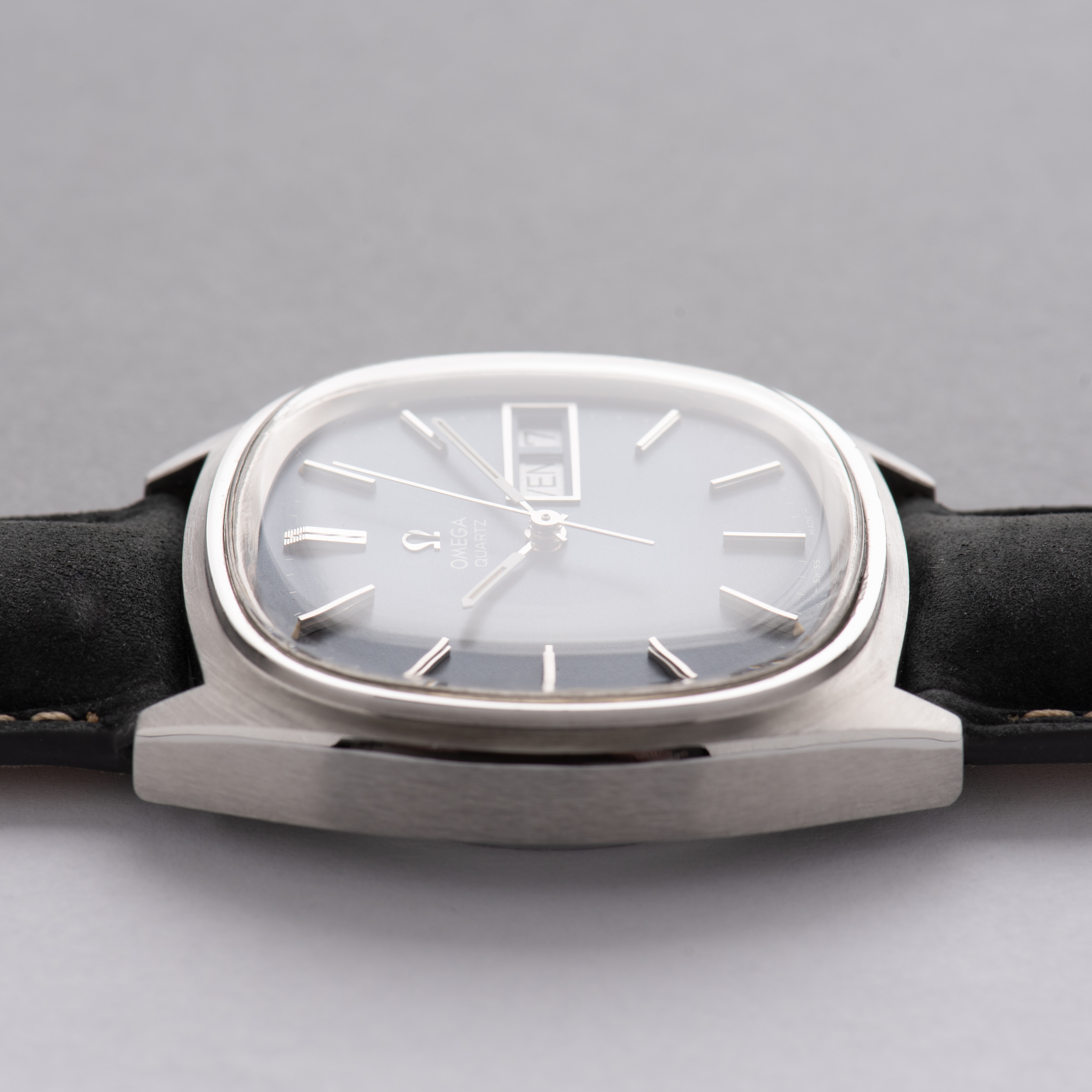 Zicht op Omega Quartz Day-date ref 196.0066 uit 1975