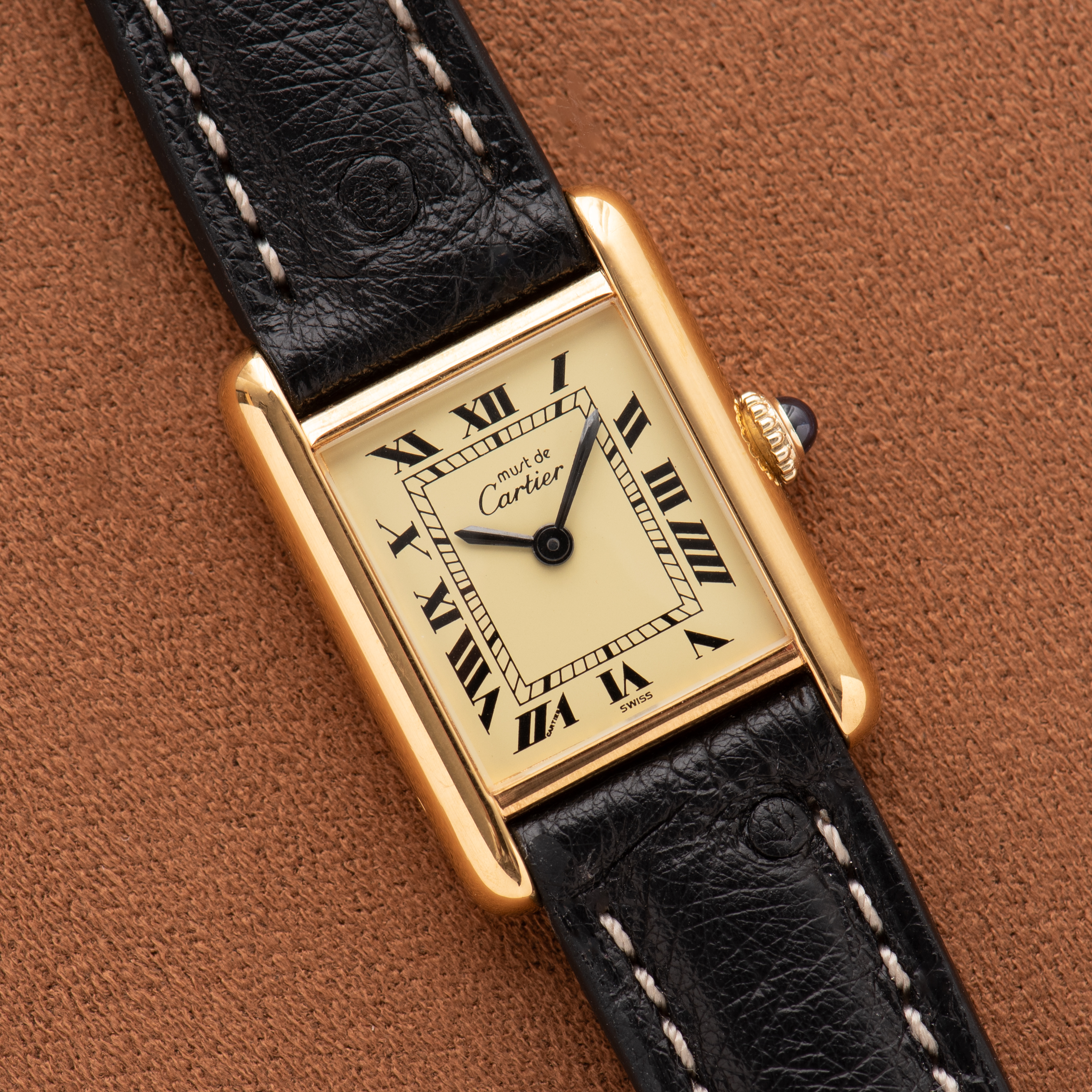 Zicht op Cartier Must by Tank Vermeil Roman Lemon Dial PM FULL SET van 1978