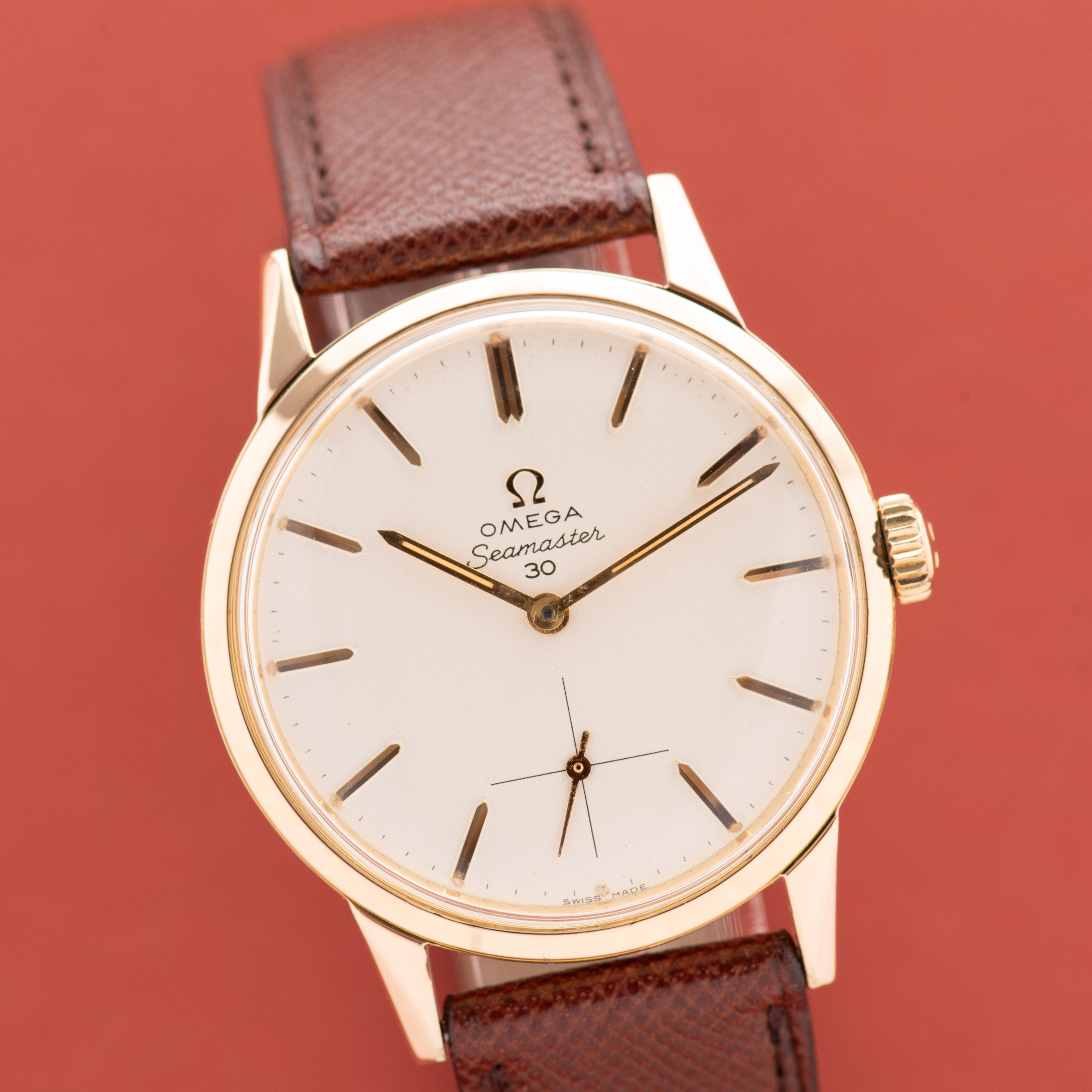 Zicht op Omega Seamaster 30 "Linen dial" Ref 125.003 vanaf 1963