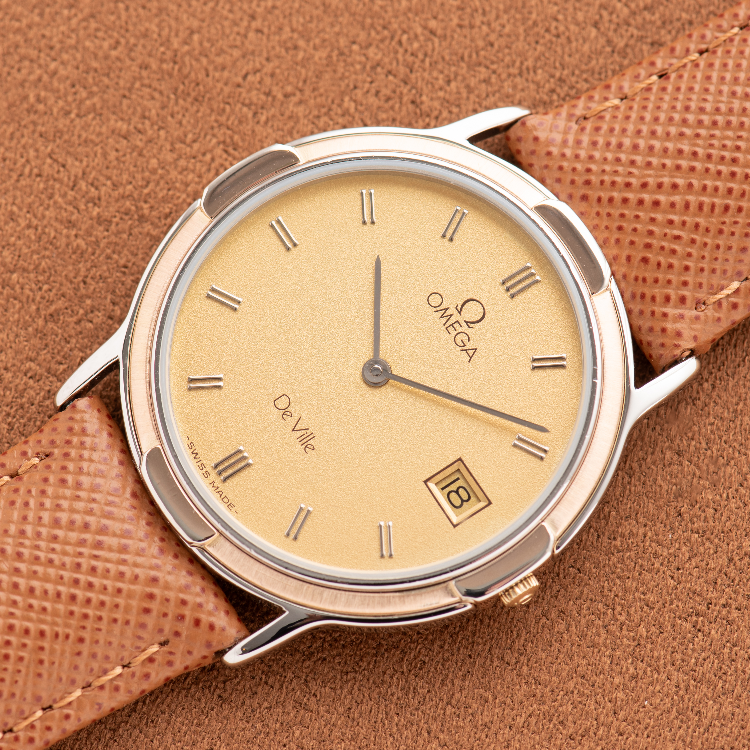 Zicht op Omega De Ville Datum Verguld/staal Quartz Ref 196.0308 vanaf 1984