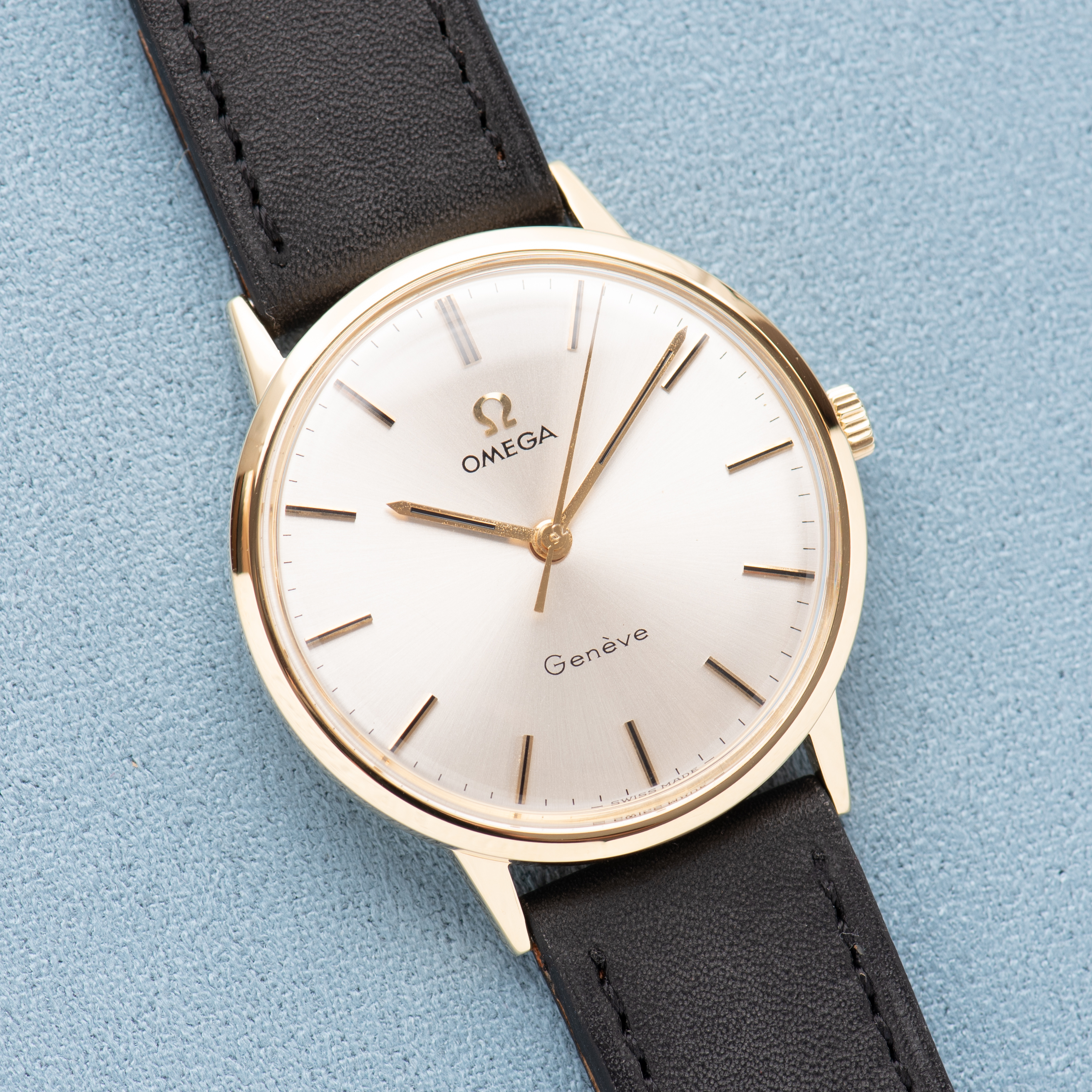 View of Omega Geneva Dress Watch 18K Yellow Gold – Ref. 131.041 – 1969