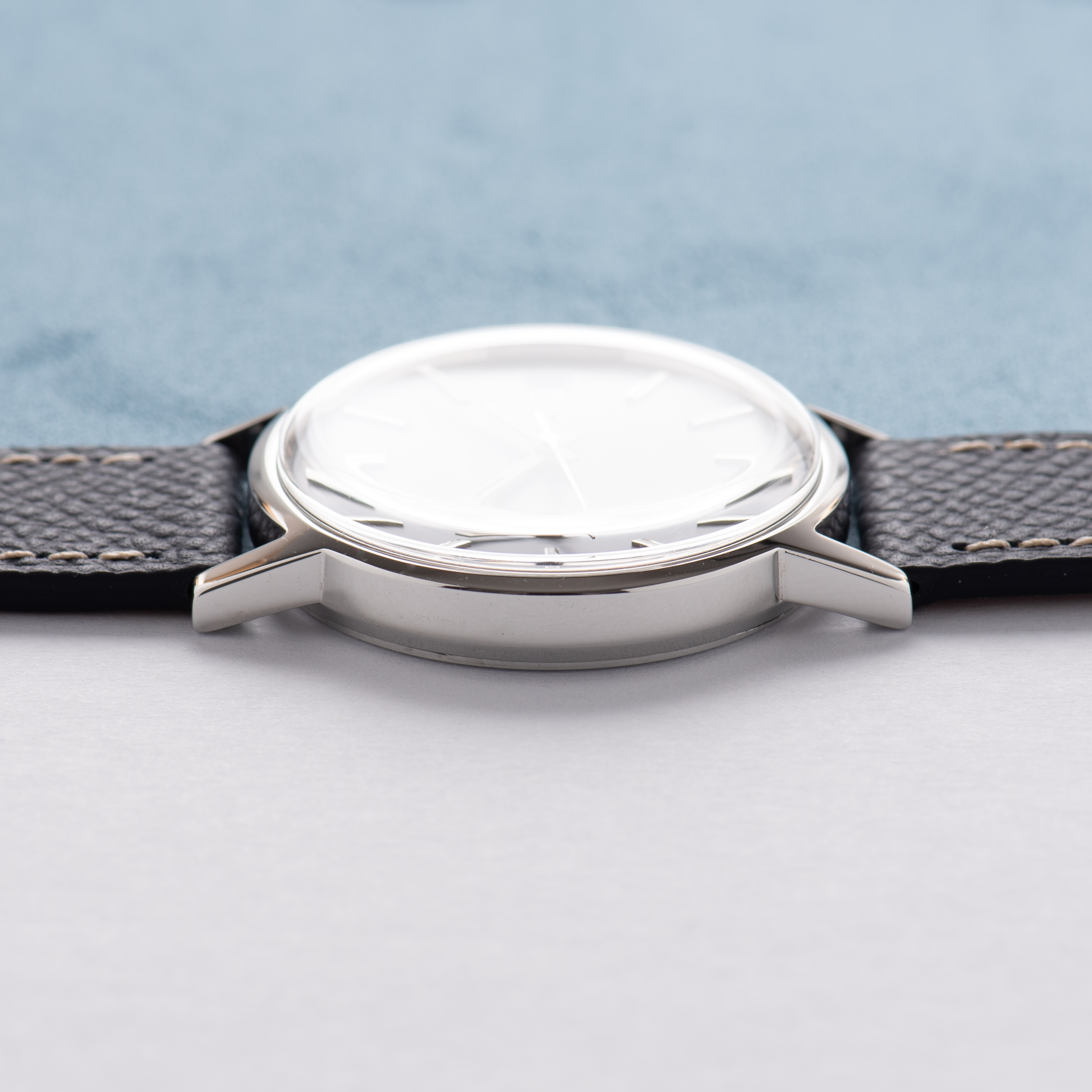 View of Omega Genève Date Blue dial réf 136.0104 from 1974