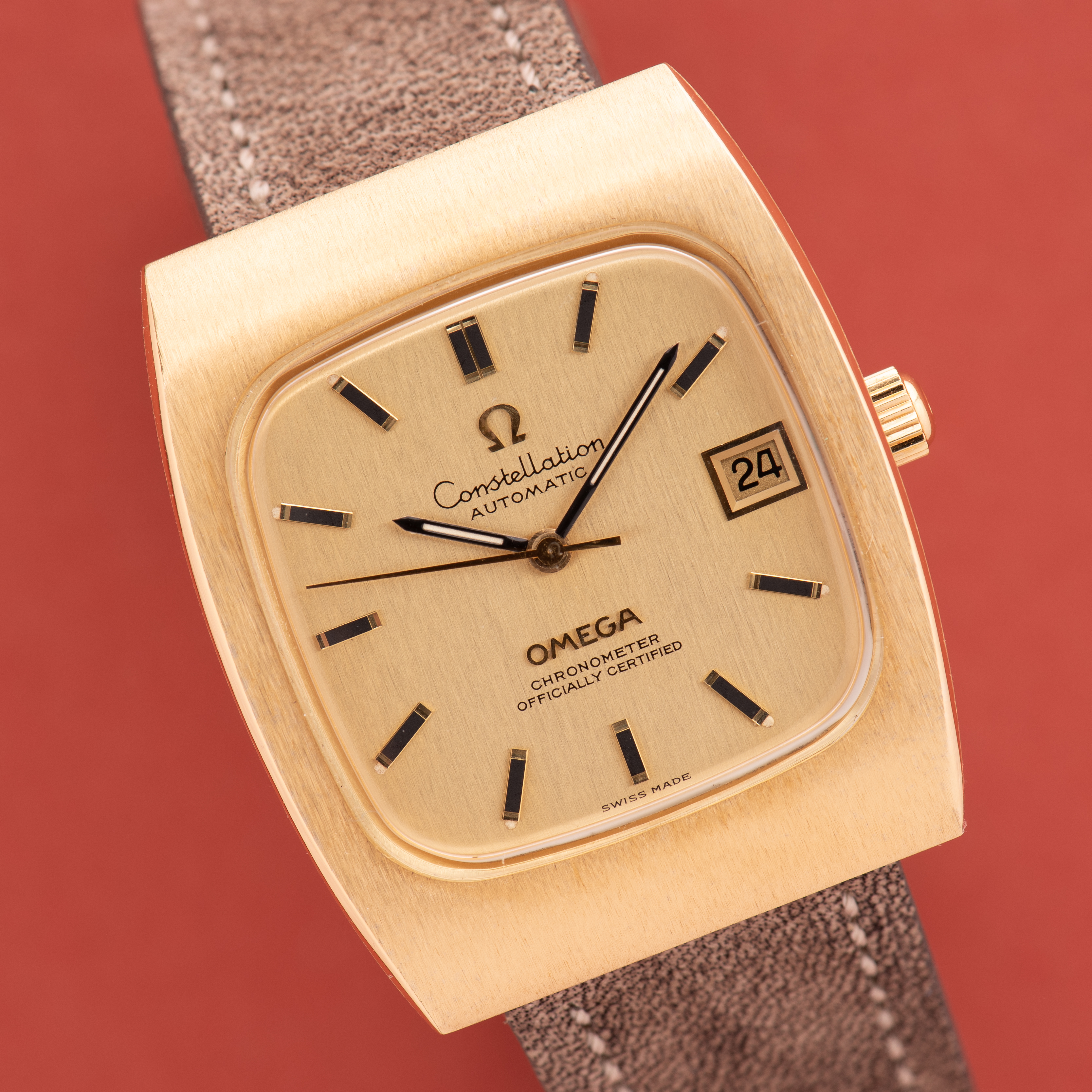Vue de Omega Constellation Chronometer Tv Case from 1971 réf 166.058-168.044