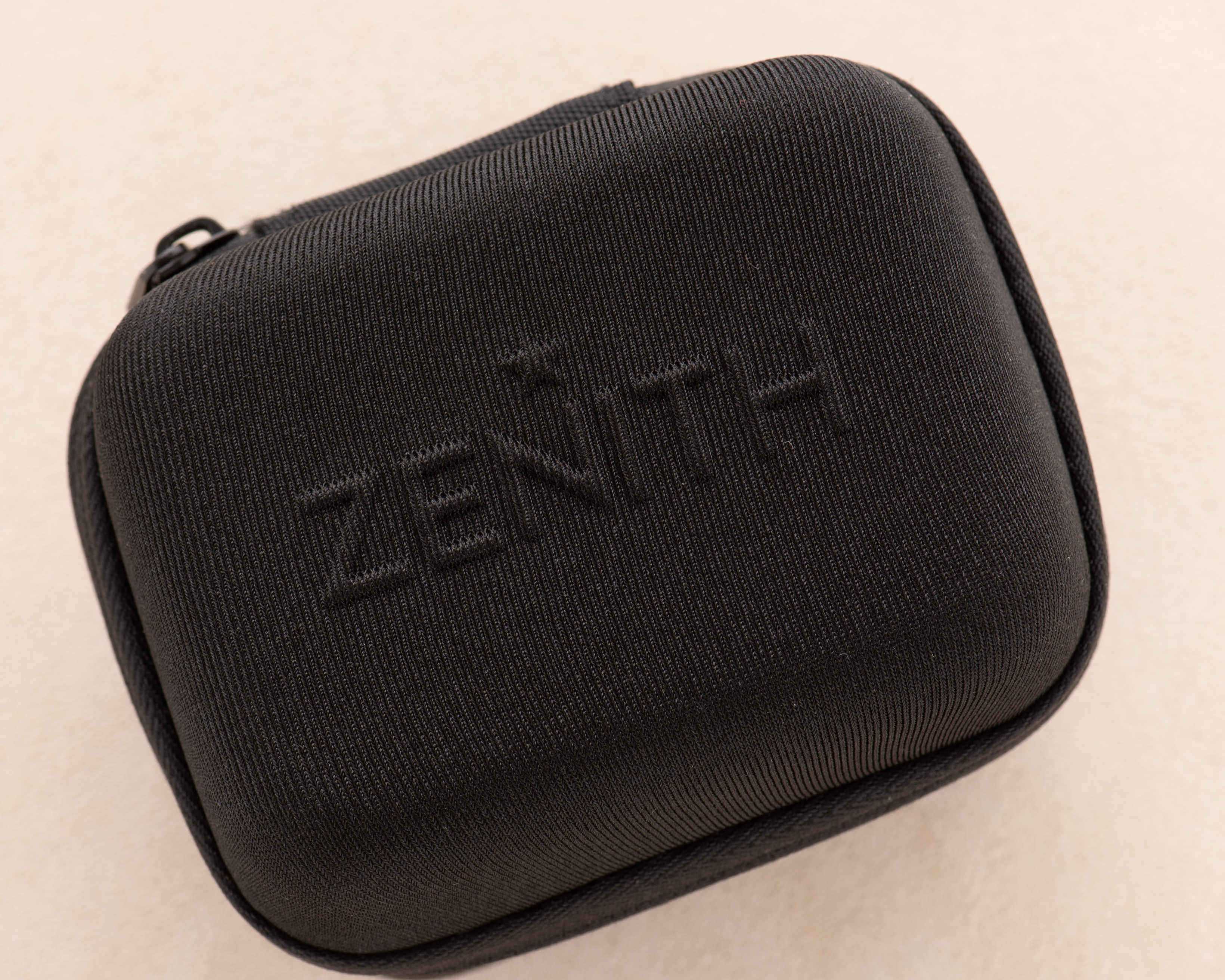 Zicht op Zenith Chronometre Automatic Diver Surf Réf 01 0170 380