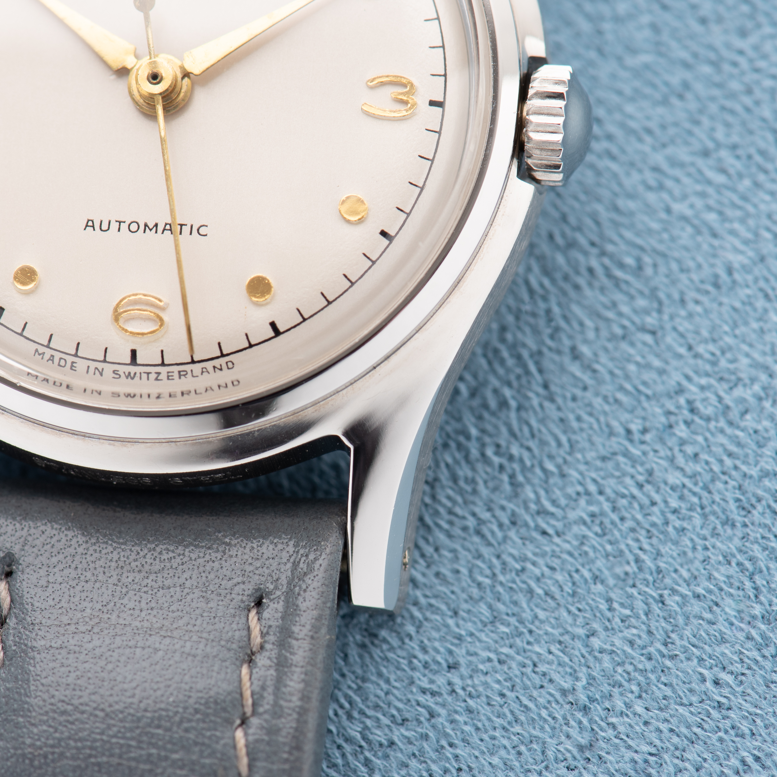 Vue de Heuer Automatic New Old Stock Crème Dial AS1230 from 1950