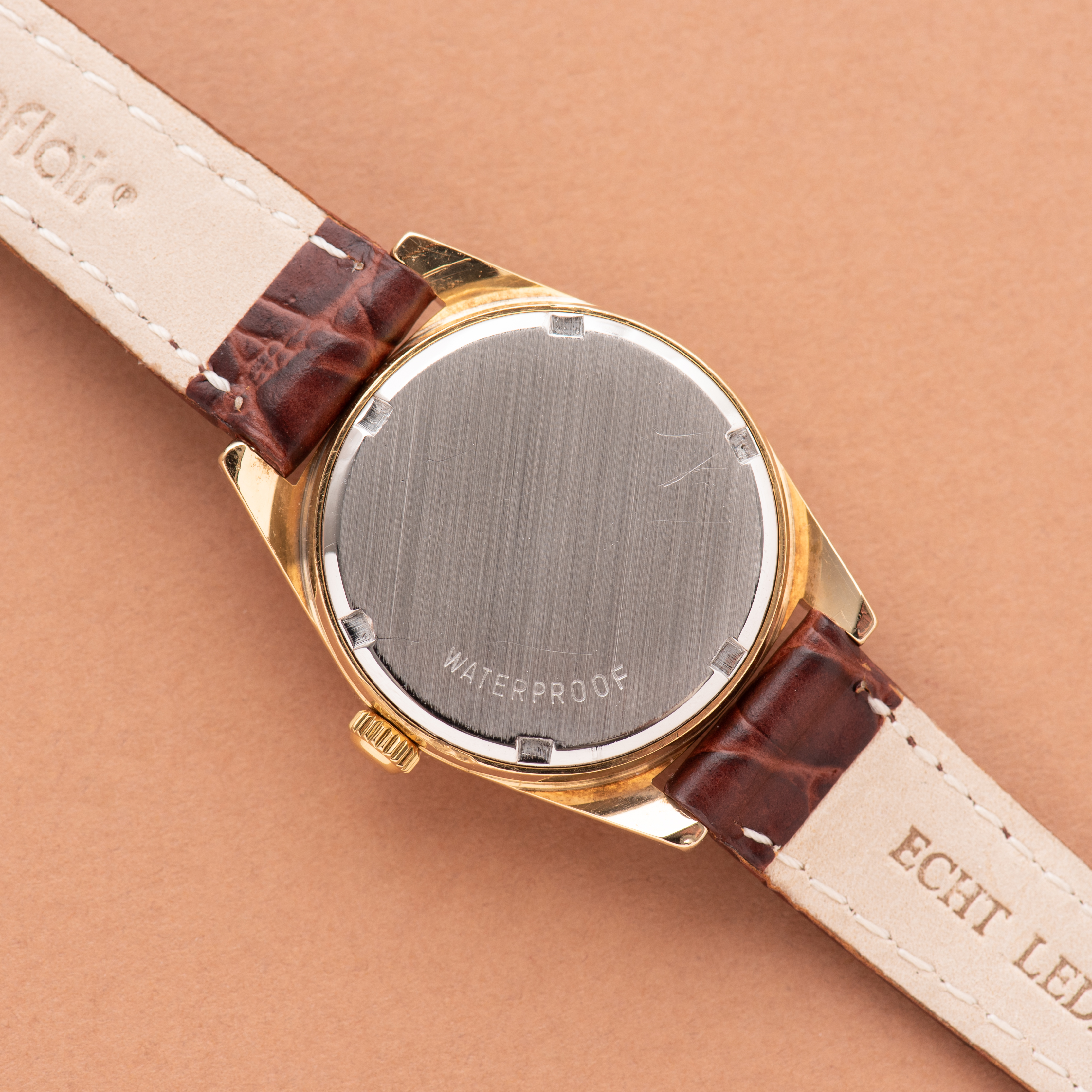 Zicht op Omega Geneve ref 535.014 cal 630 uit 1969 met doos