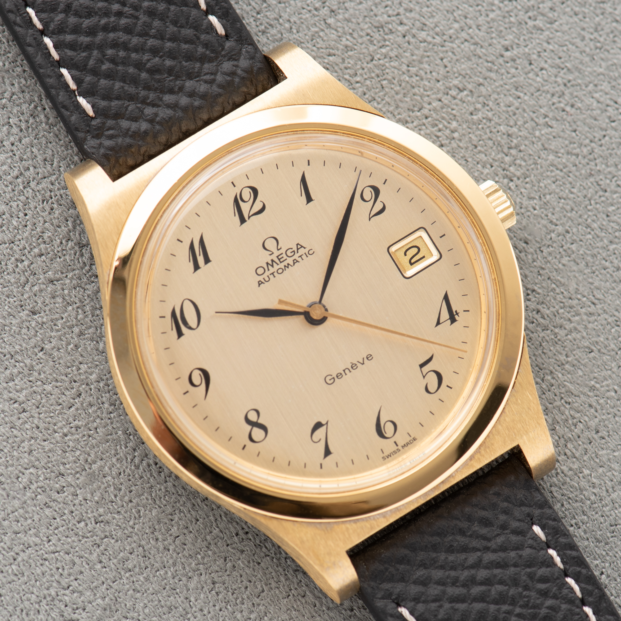 Zicht op Omega Geneva Automatic Date Breguet Dial Ref 166.068 uit 1973