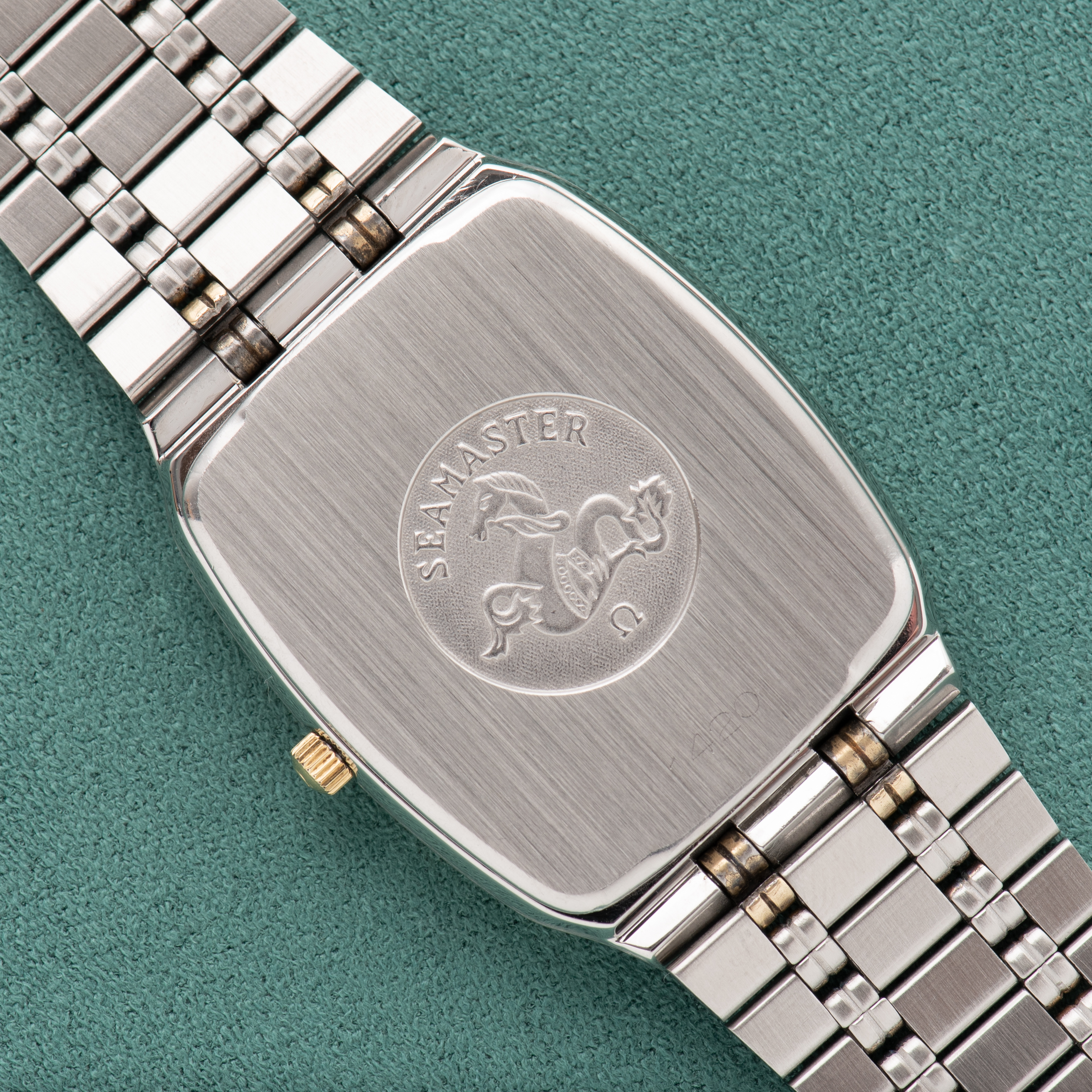 Vue de Omega Seamaster Quartz Gold plated/steel réf 196.0239 from 1984