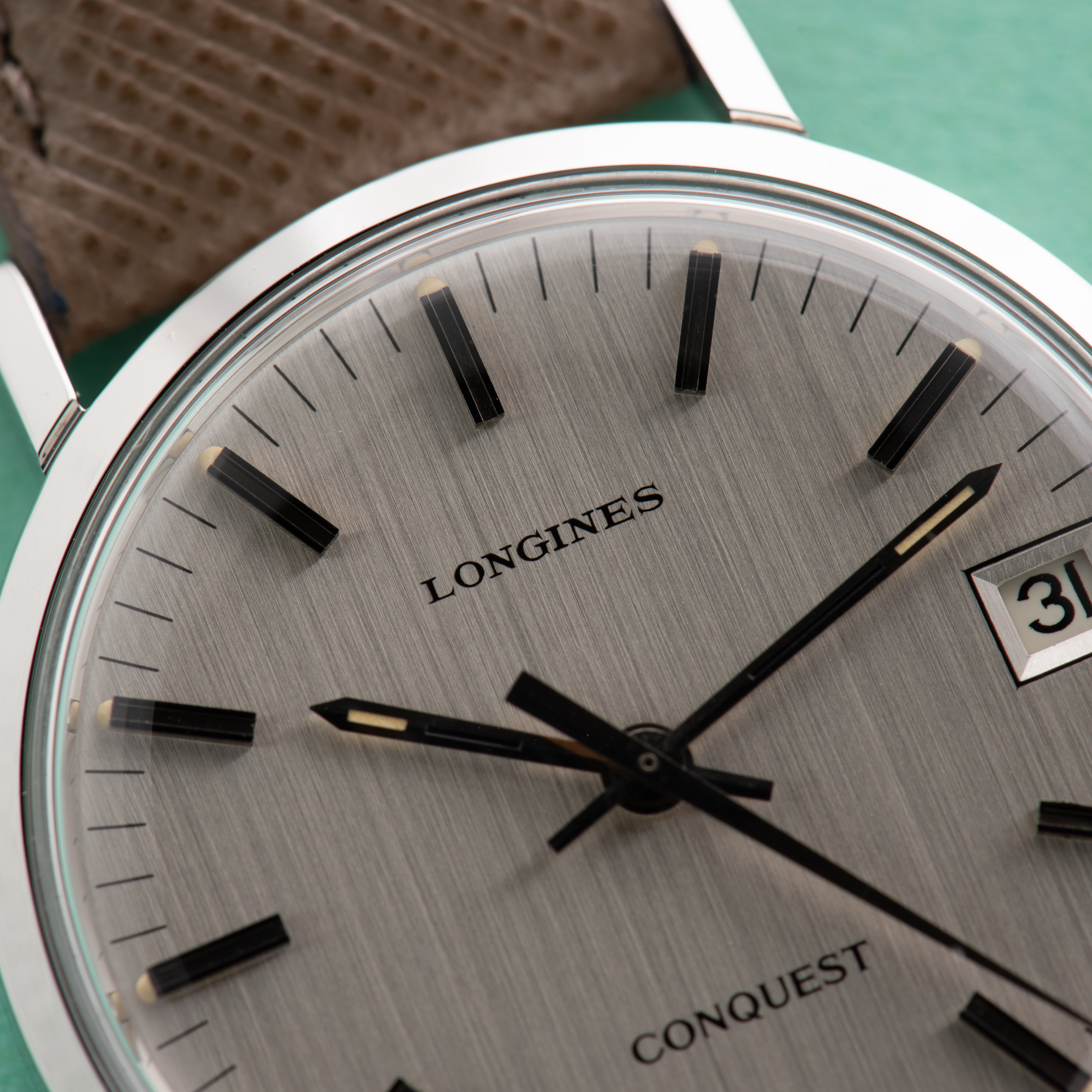 Vue de Longines Conquest mécanique réf 1505 1 cal 6952