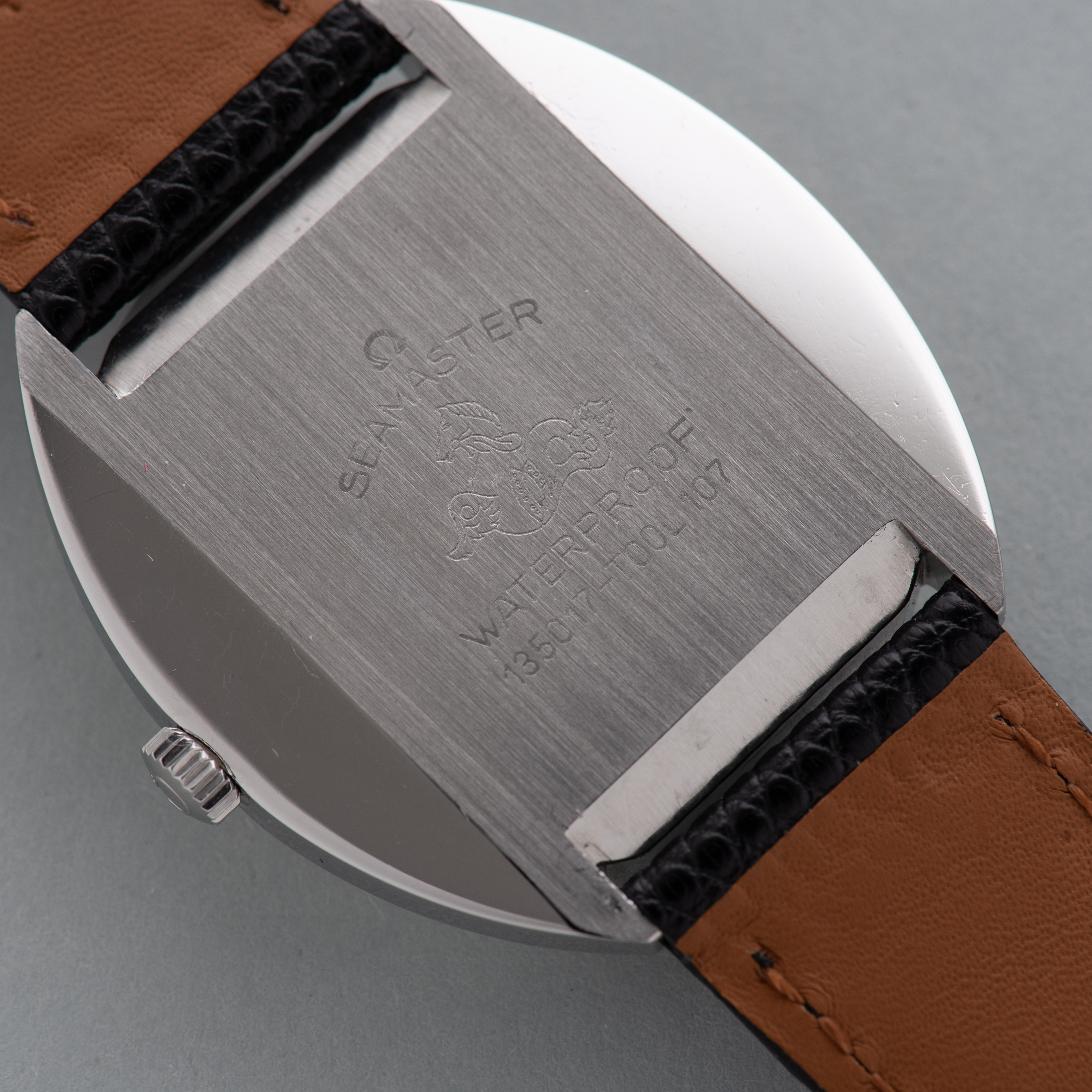 Vue de Omega Seamaster Cosmic réf 135.017 cal 601 from 1968