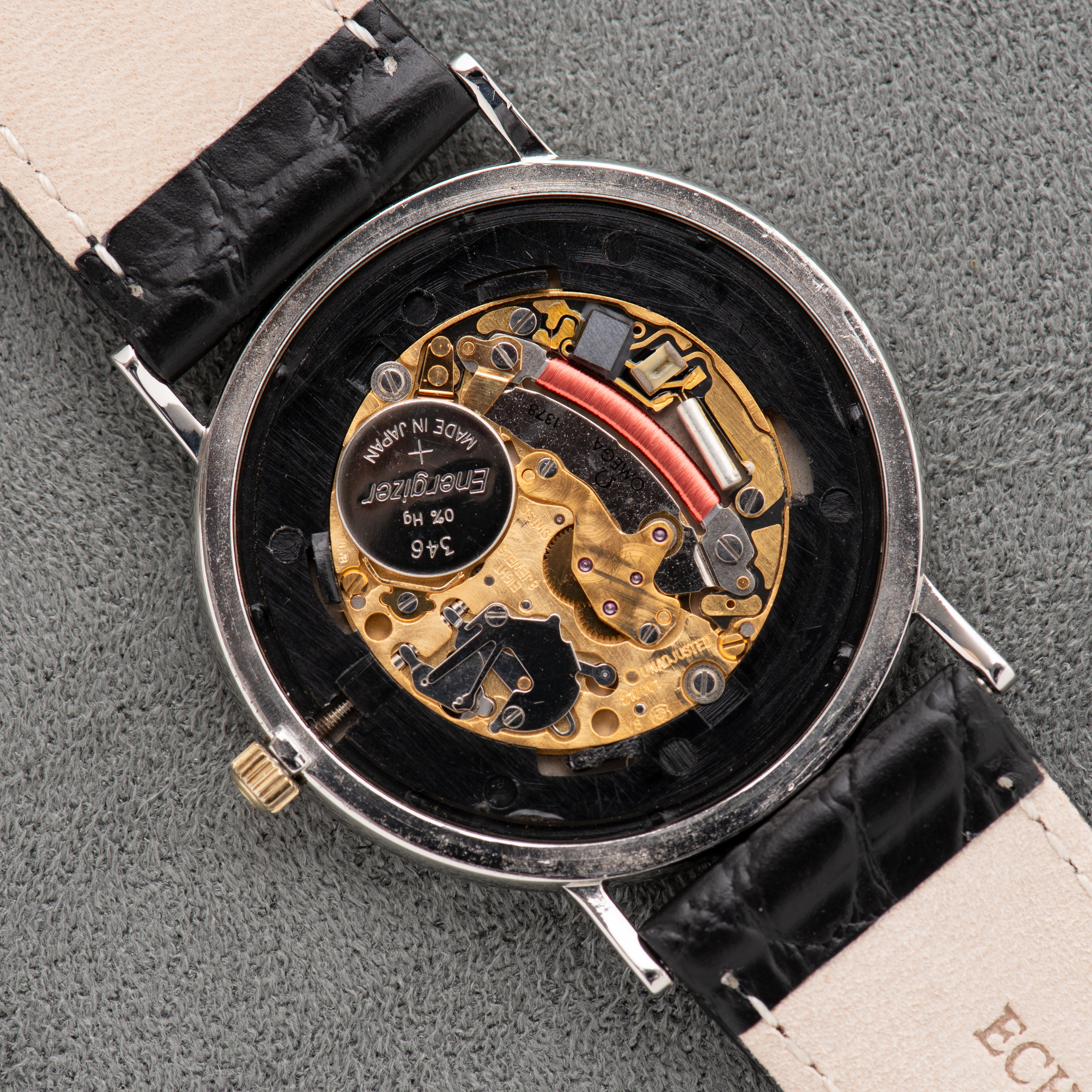 View of Omega Quartz White dial Roman numerals ref 195.0075 cal 1378