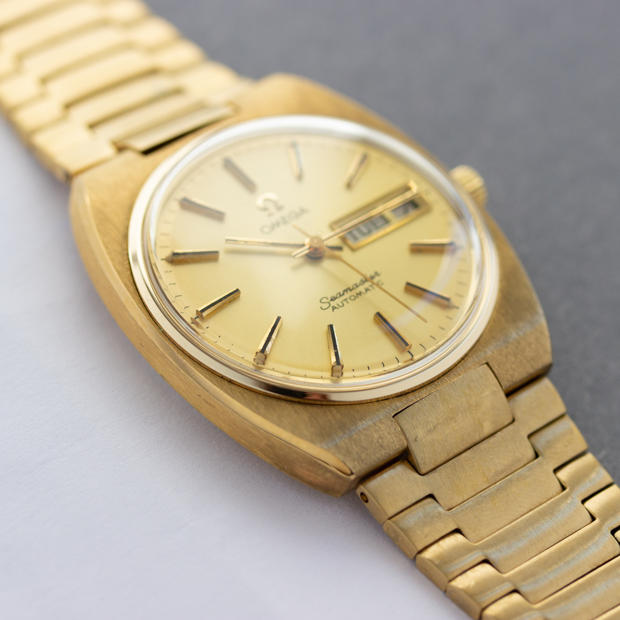 View of Omega Seamaster Automatic cal 1020 ref 166.0216