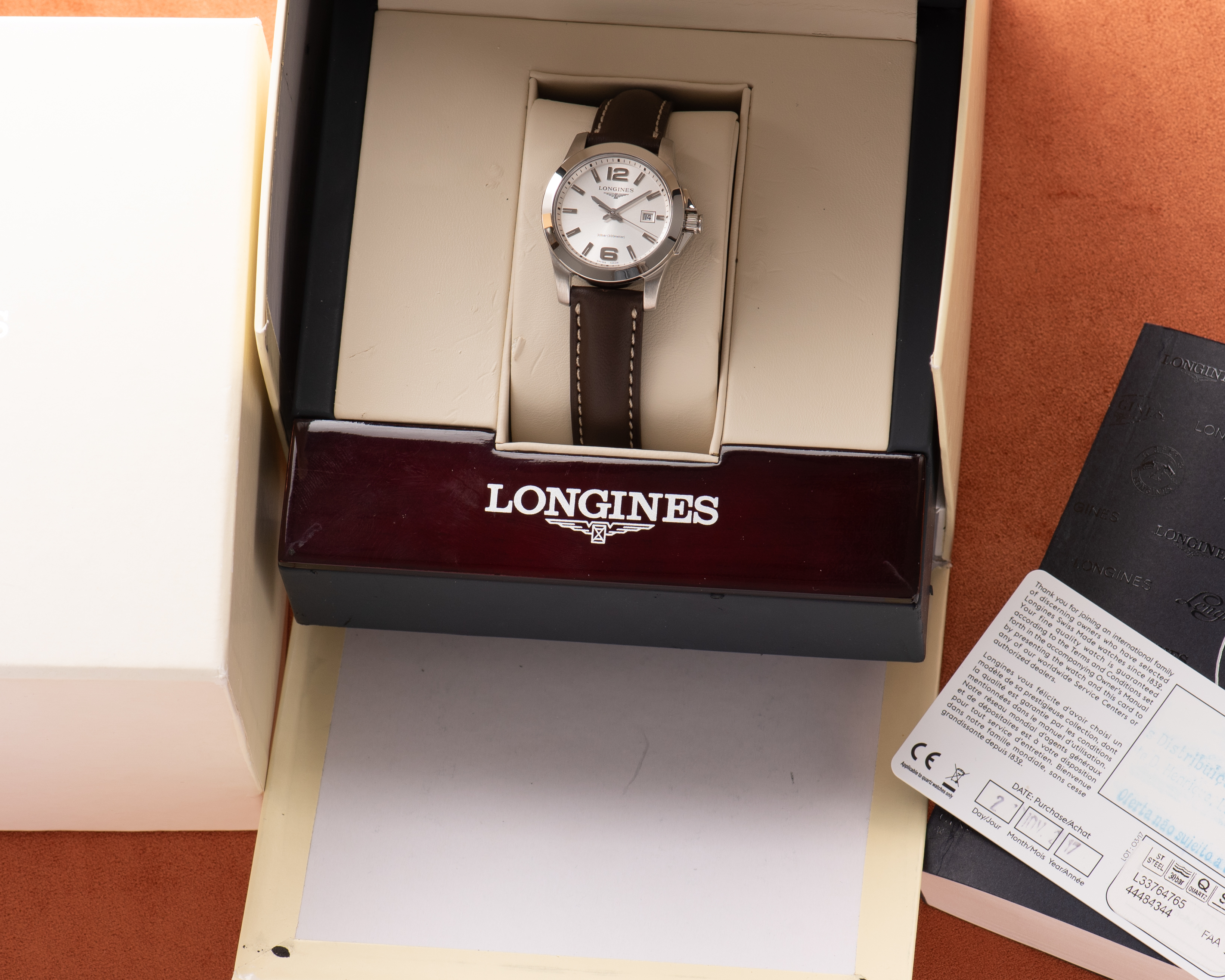 View of Longines Conquest L3.376.4 Full Set 2017 LIKE NEW