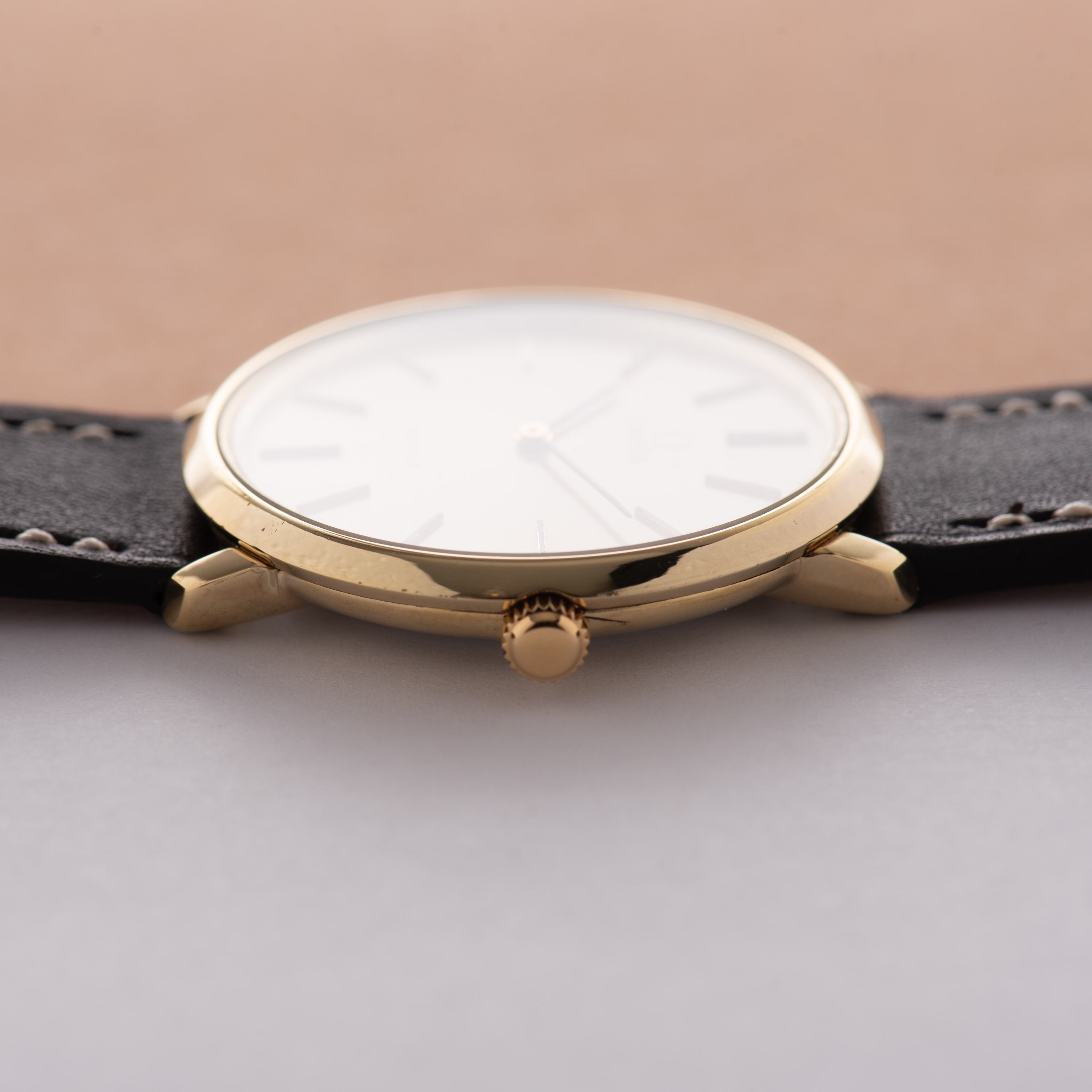 Zicht op Omega De Ville Jurk Horloge verguld Ref 111.0107 uit 1971