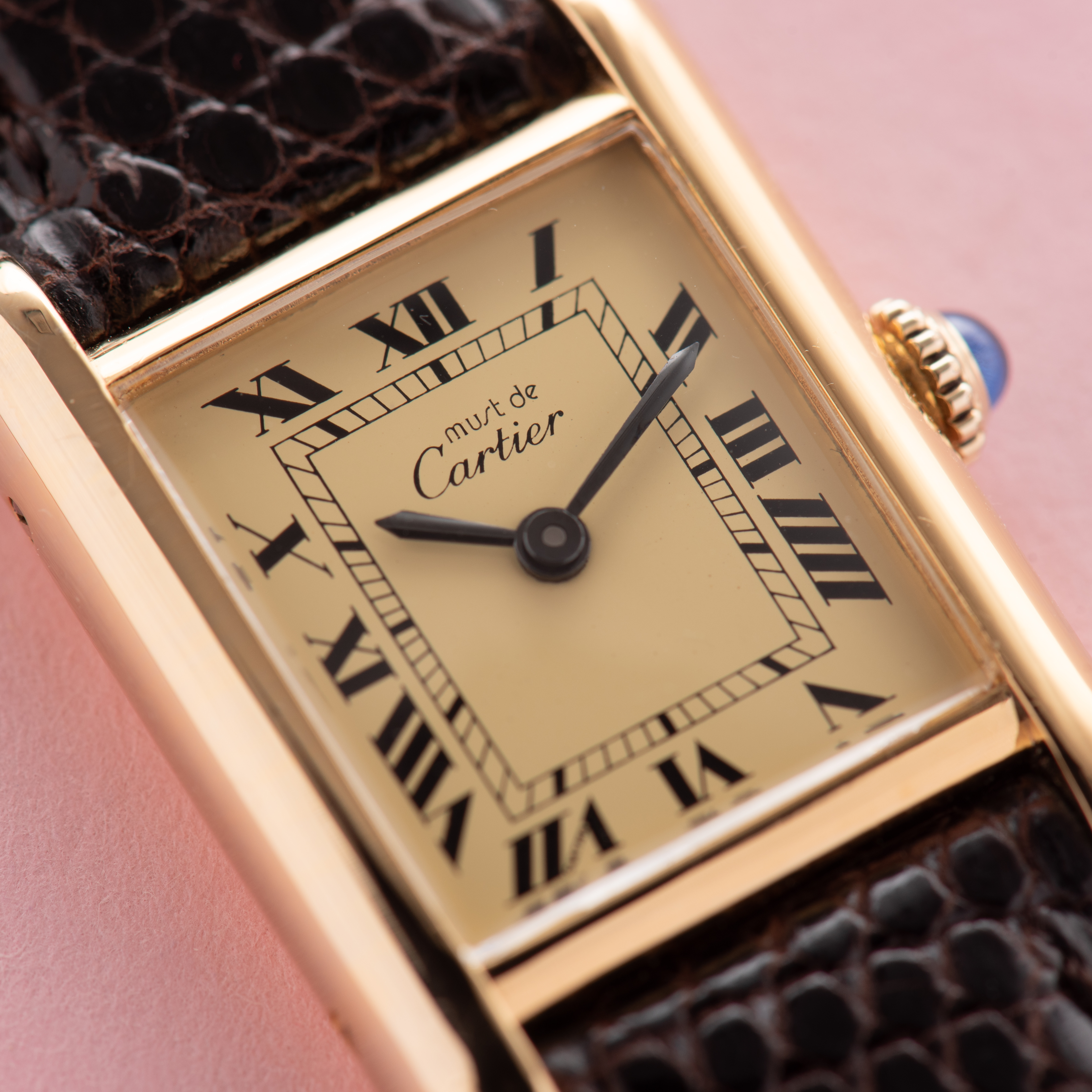Vue de Cartier Must de Tank Vermeil Roman dial from 1980-90