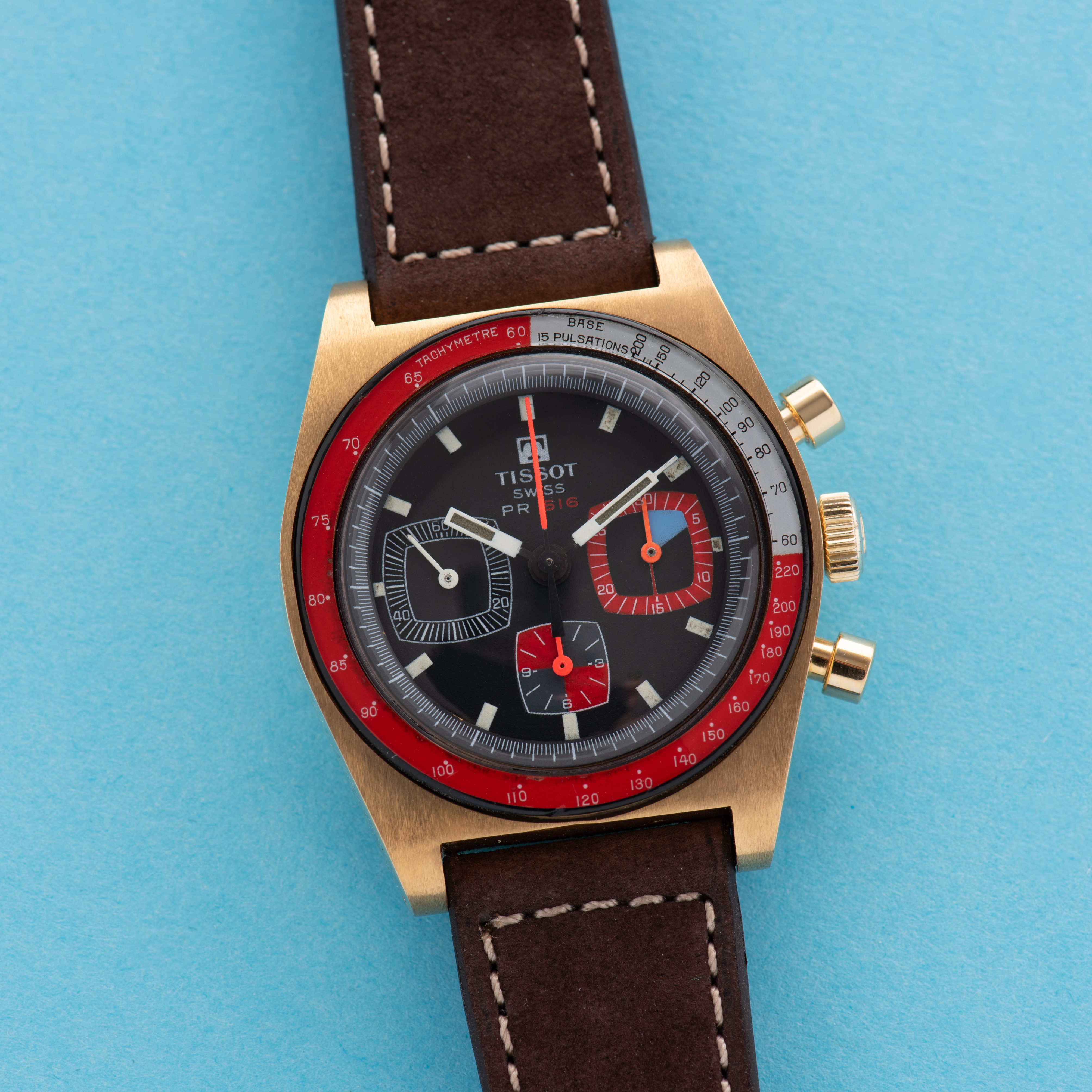 Vue de Tissot Swiss Chronographe PR 516 Lemania 873 réf 40528-1X