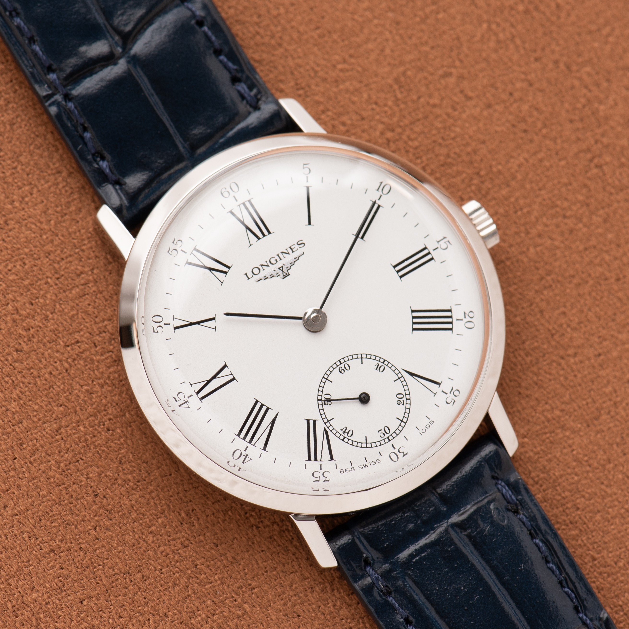 Vue de Longines Dress Watch mécanique White Roman Dial réf 1095 4 864