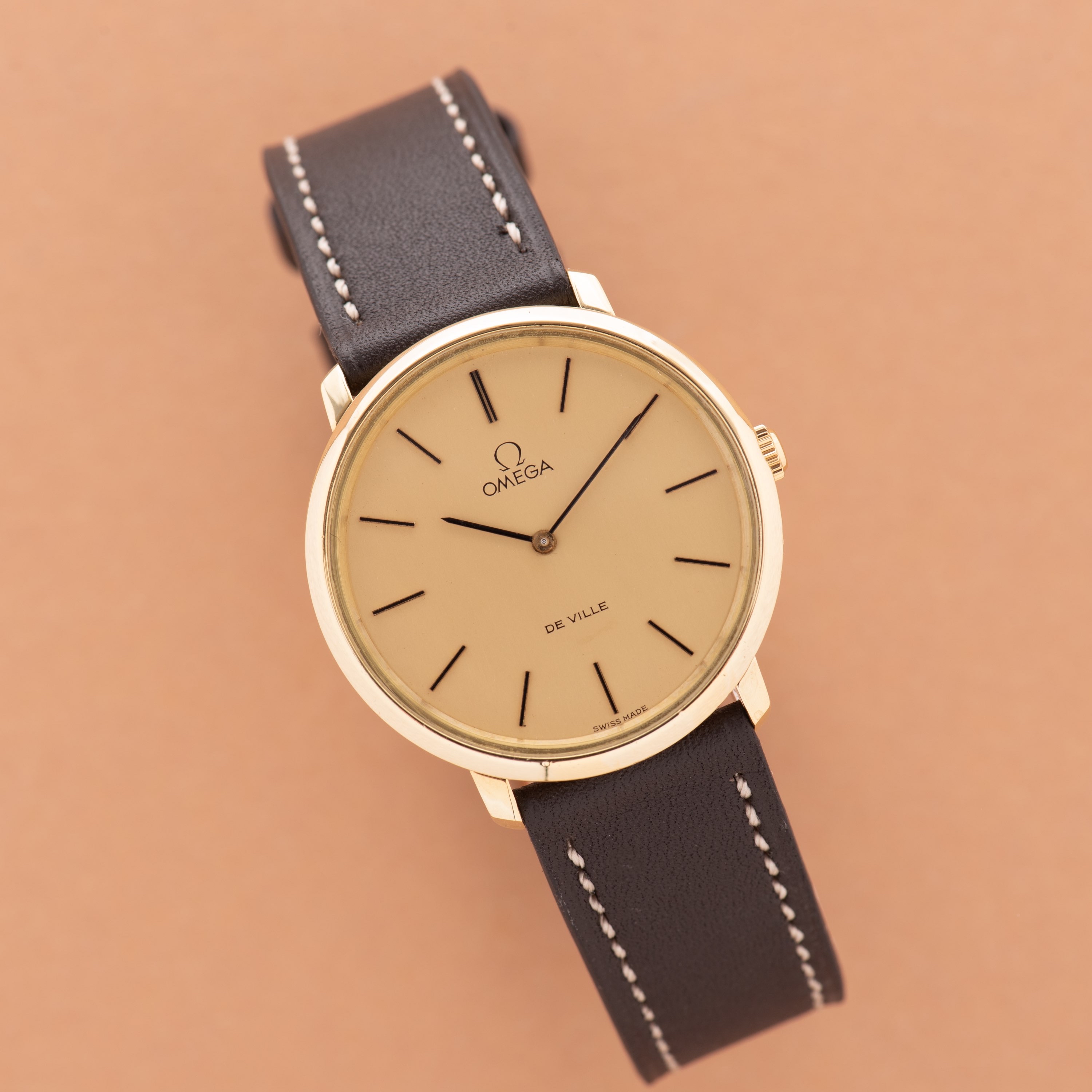 Zicht op Omega De Ville Jurk Horloge verguld Ref 111.0107 uit 1971