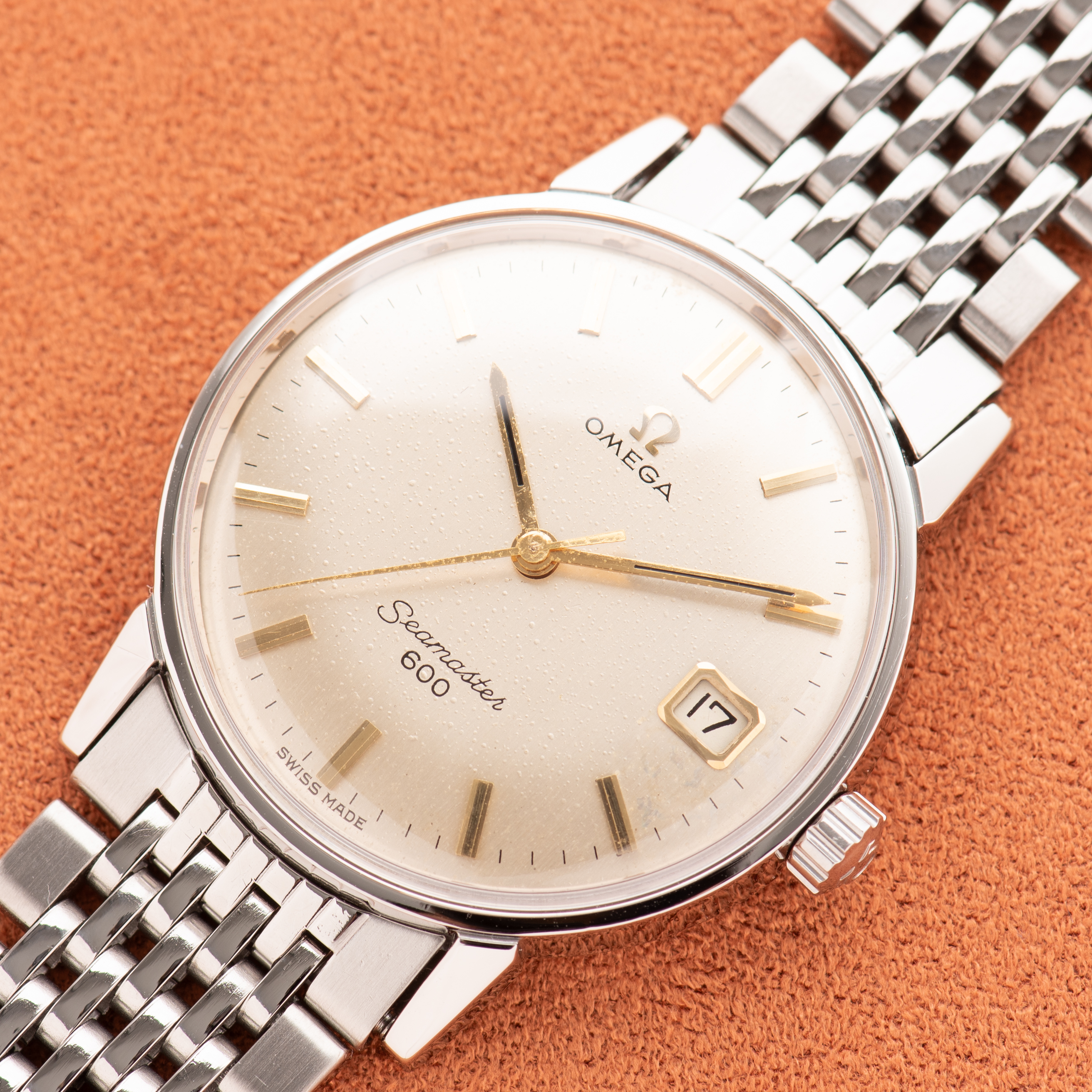 Vue de Omega Seamaster 600 réf 136.011 with Omega Milanese Mesh from 1967