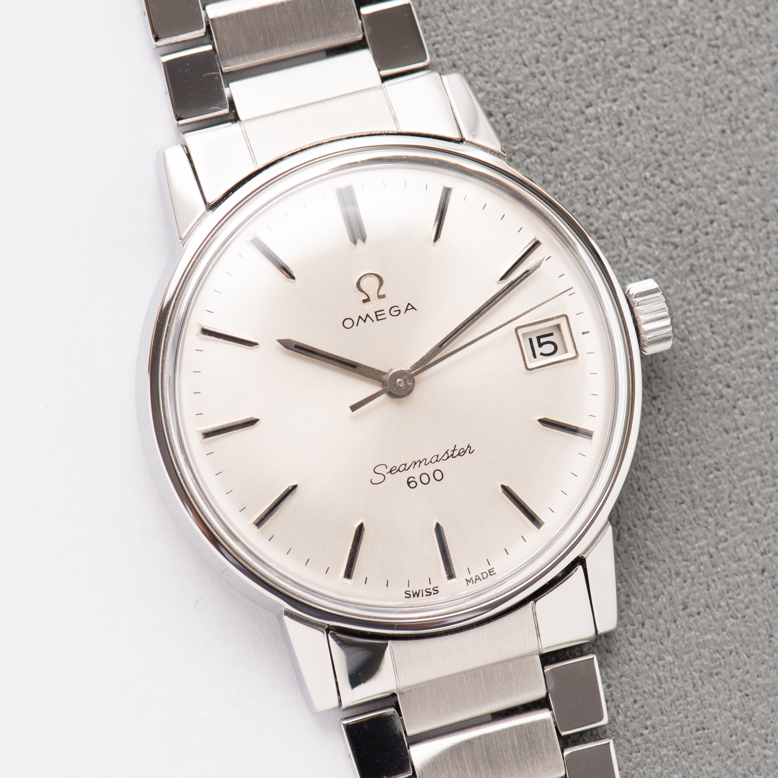 View of Omega Seamaster 600 Date Steel Full Original Date Ref 136.011 from 1966