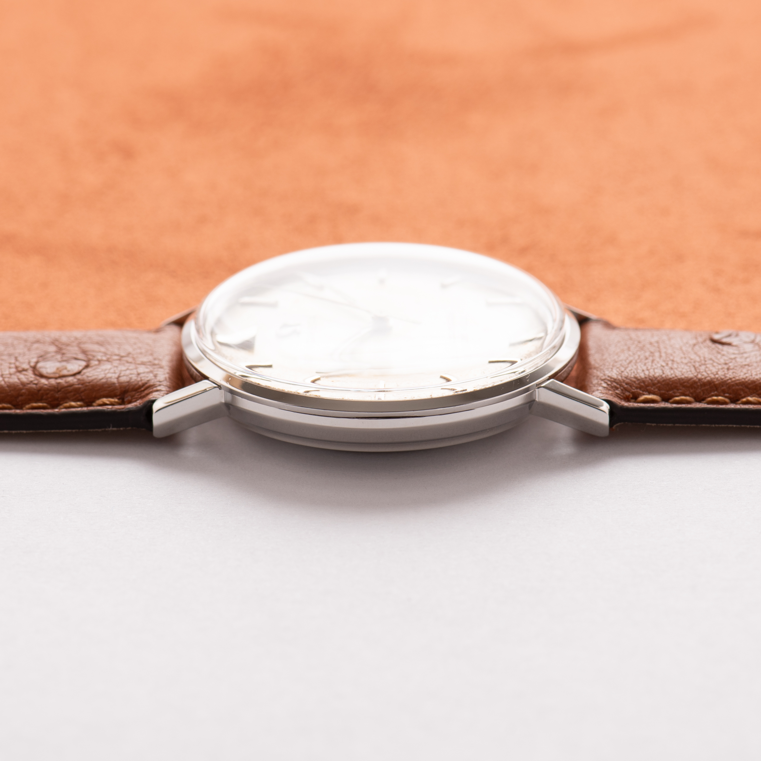 Vue de Omega Seamaster De Ville Silver Patina Dial Réf 14765-1SC from 1962