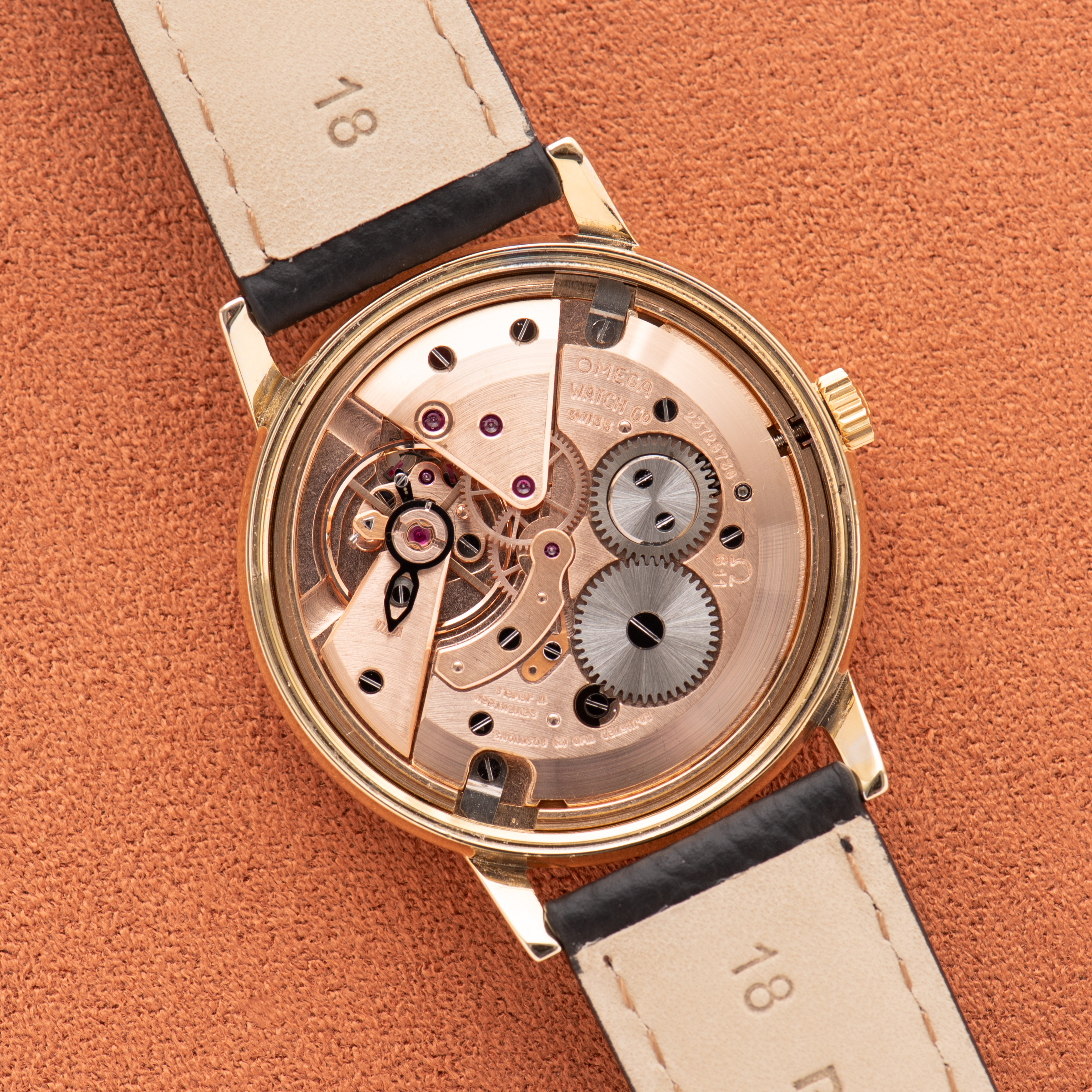 View of Omega Seamaster 600 Goldplated Date Réf 136.011 from 1966