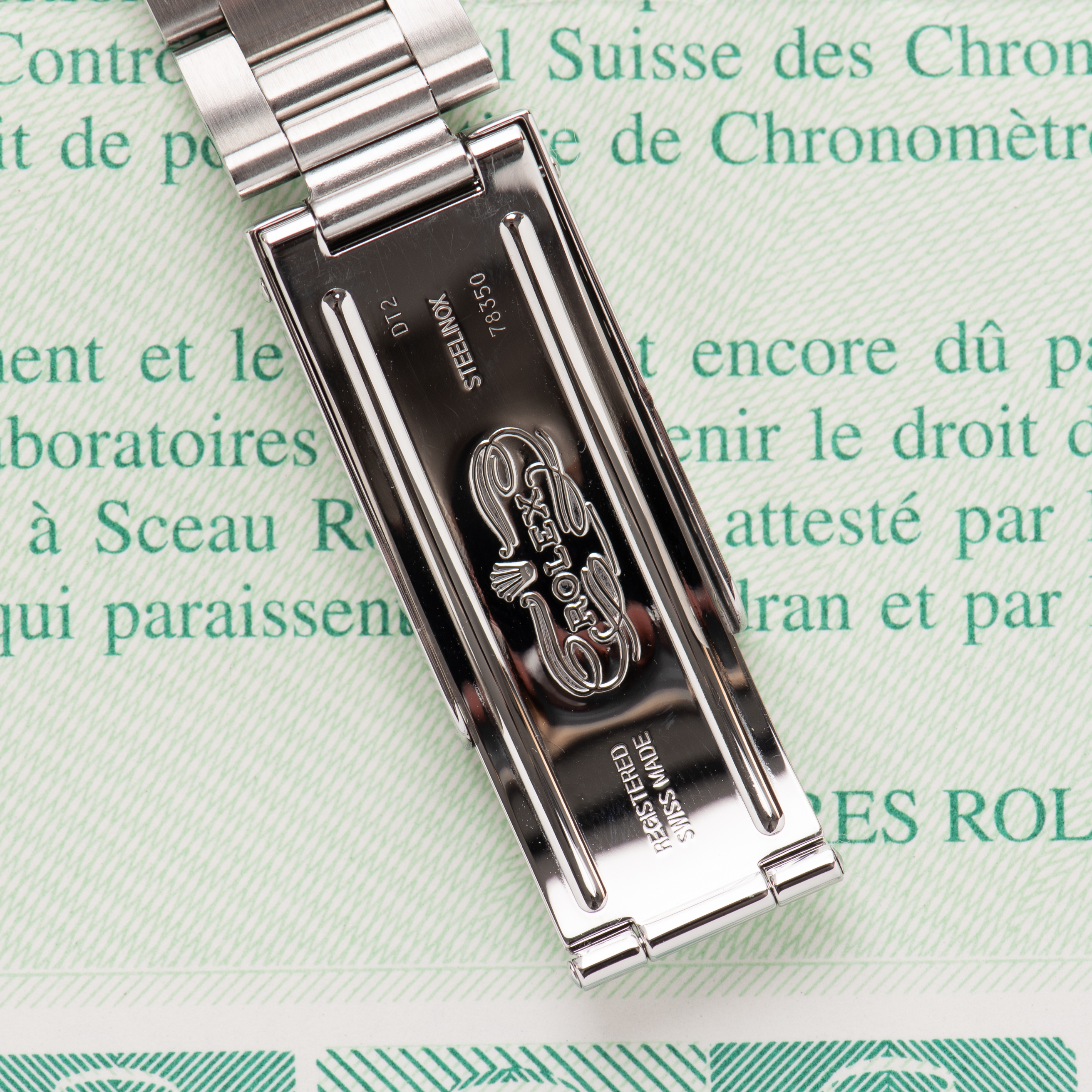 Vue de Rolex Oyster Datejust 31mm Black Dial Réf 78274 With Papers
