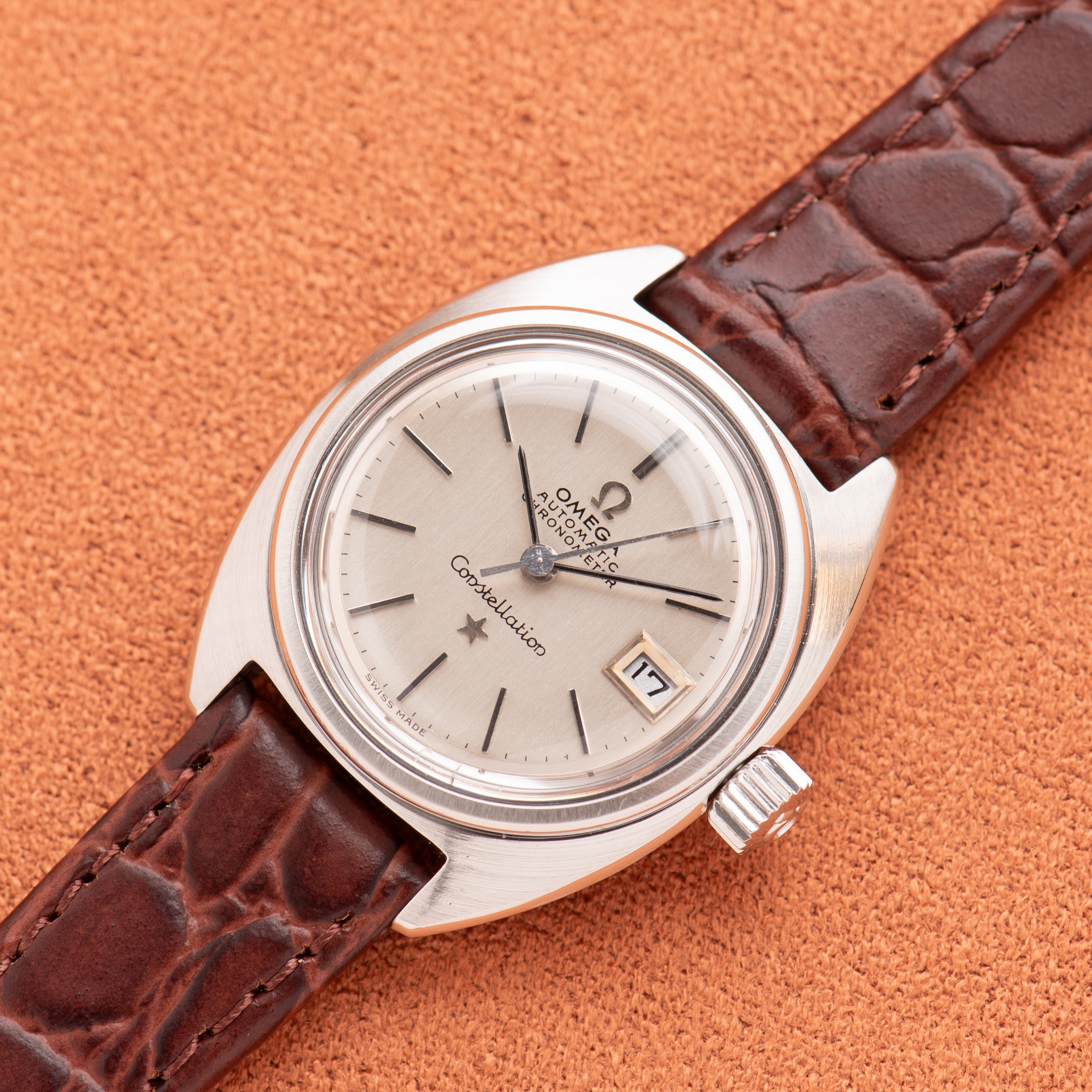 Vue de Omega Automatic Chronometer Constellation Silver Dial Réf 568.001 from 1968