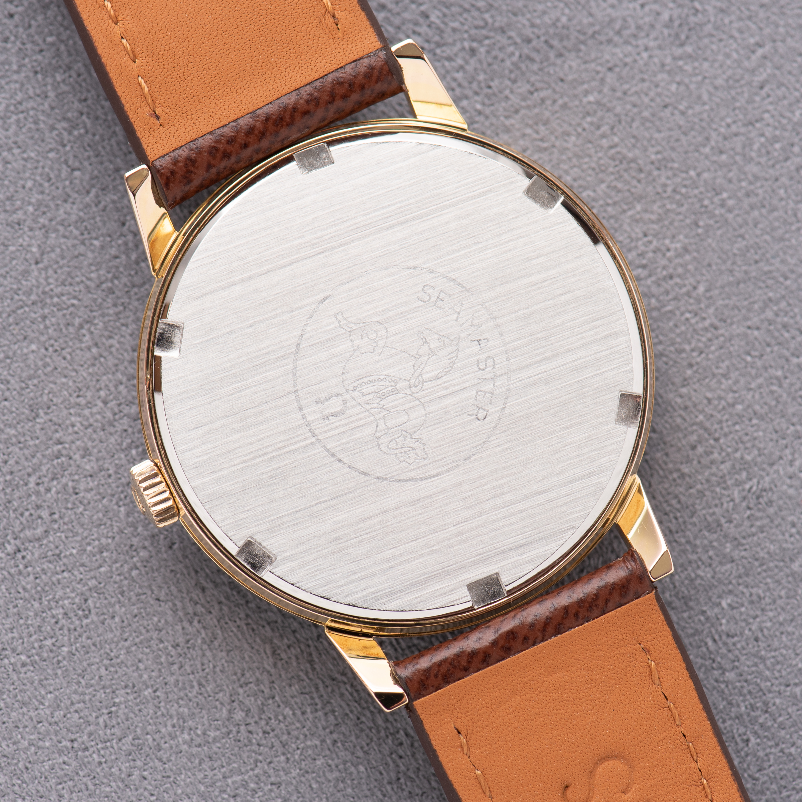 Zicht op Omega Seamaster 600 Goldplated Date Réf 136.011 Like New from 1964