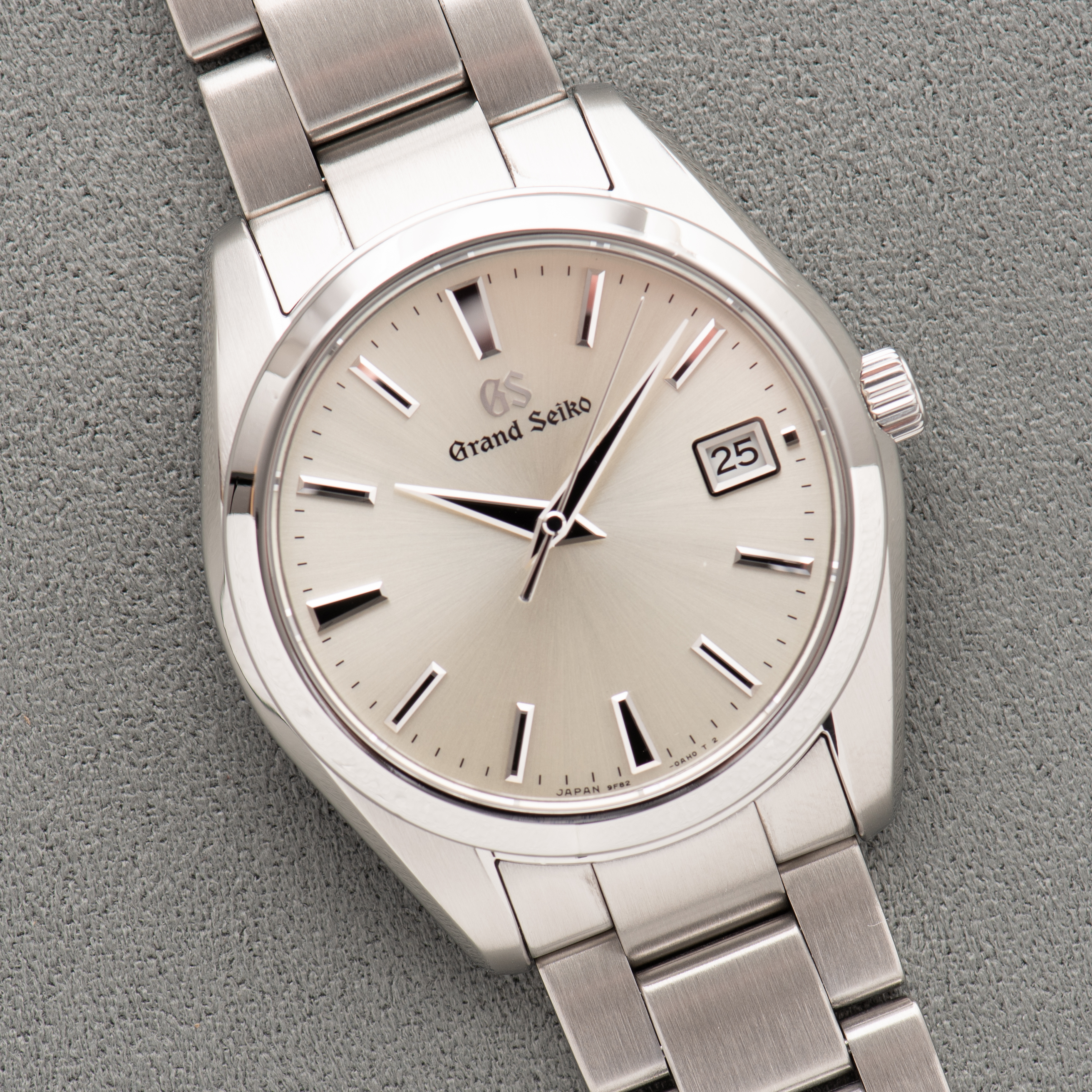 Zicht op Grand Seiko Heritage Collection SBGX263G Full Set from 2019