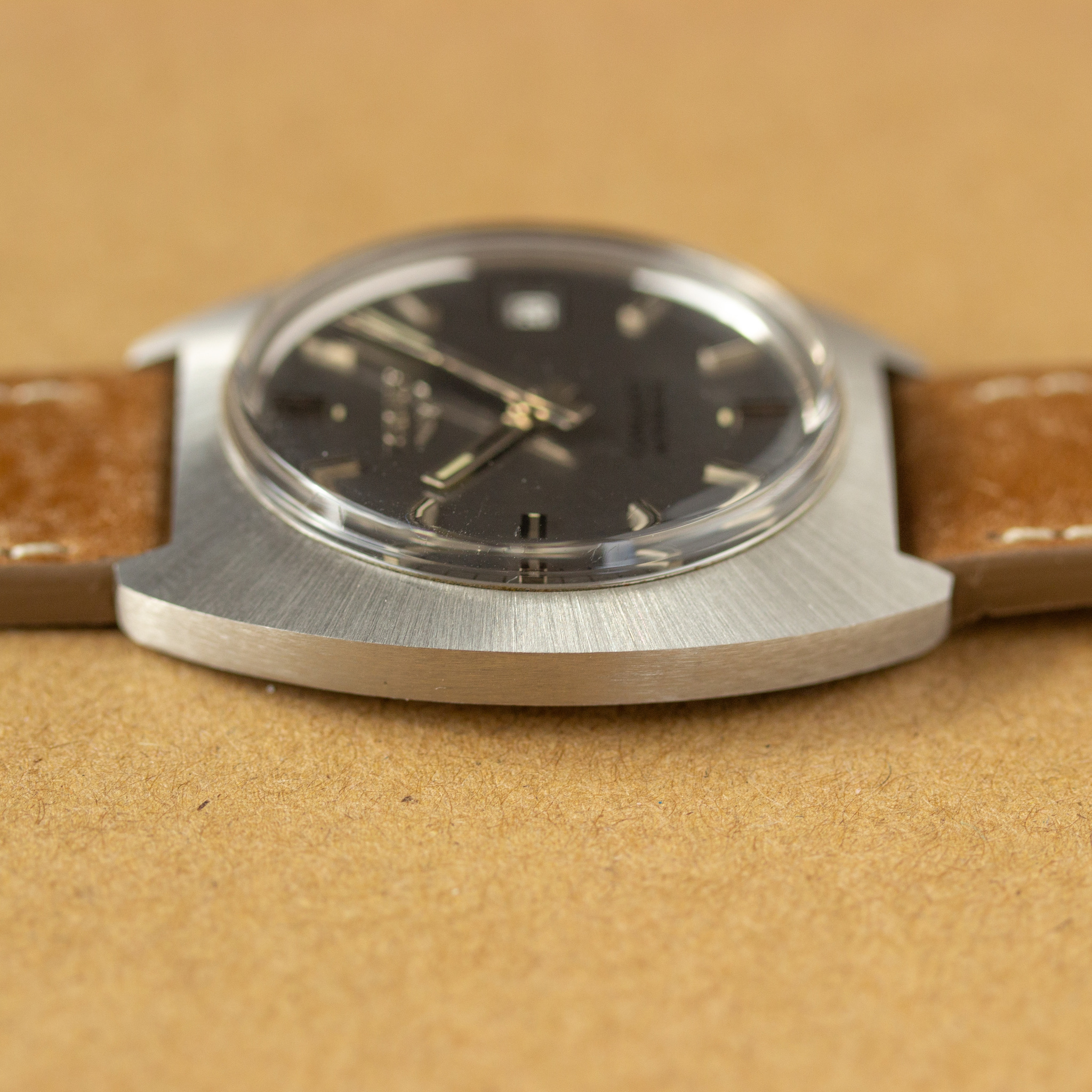 View of Longines Conquest Automatic cal L633.1
