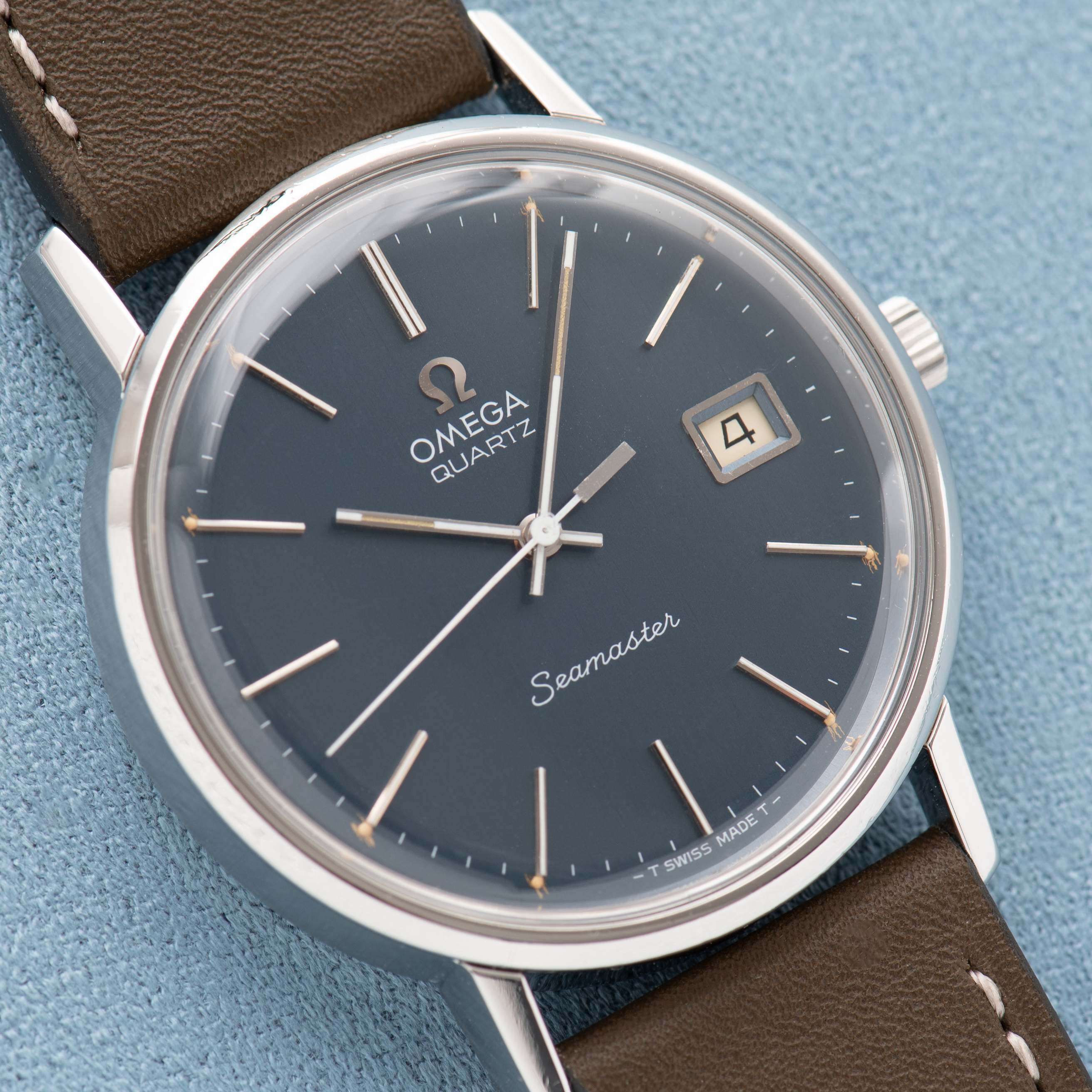 View of Omega Quartz Seamaster Date Blue Dial ref 196.0079 cal 1342 from 1977