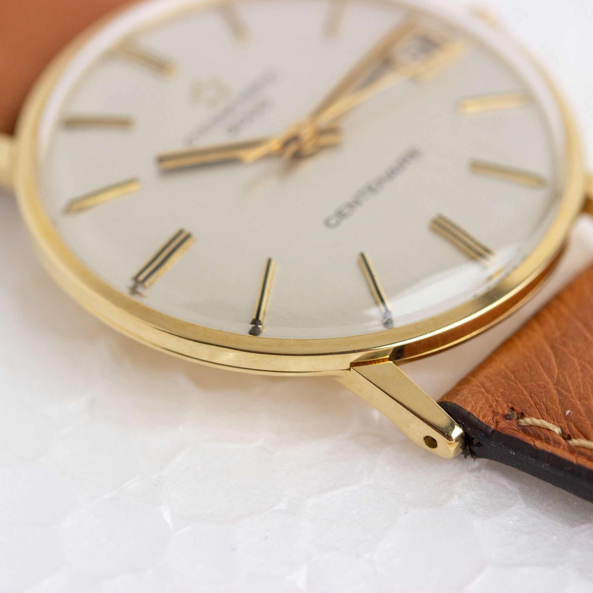 Vue de Eterna-Matic 2000 centenaire en or 18k 0,750 cal 1480K