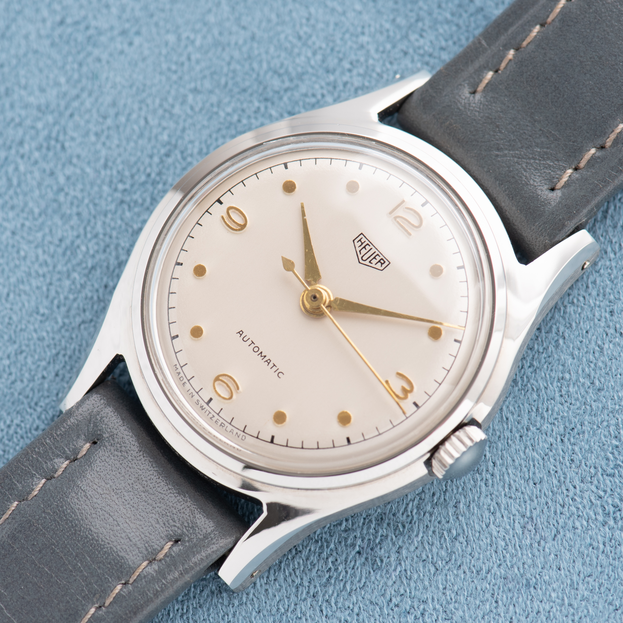 Vue de Heuer Automatic New Old Stock Crème Dial AS1230 from 1950