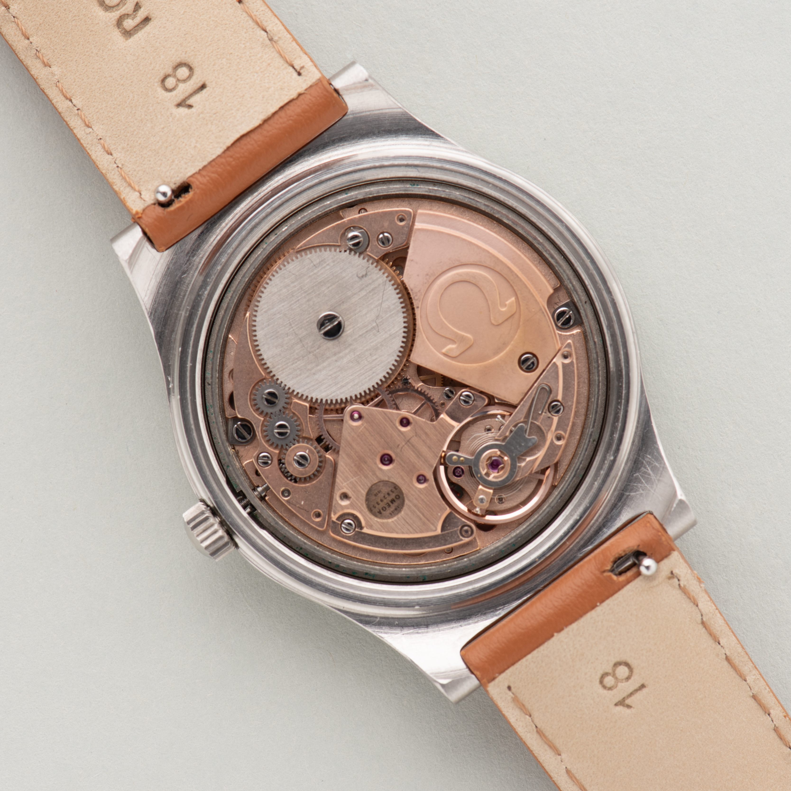 Vue de Omega Genève Mécanique Date Breguet Dial Réf 136.0102 from 1972