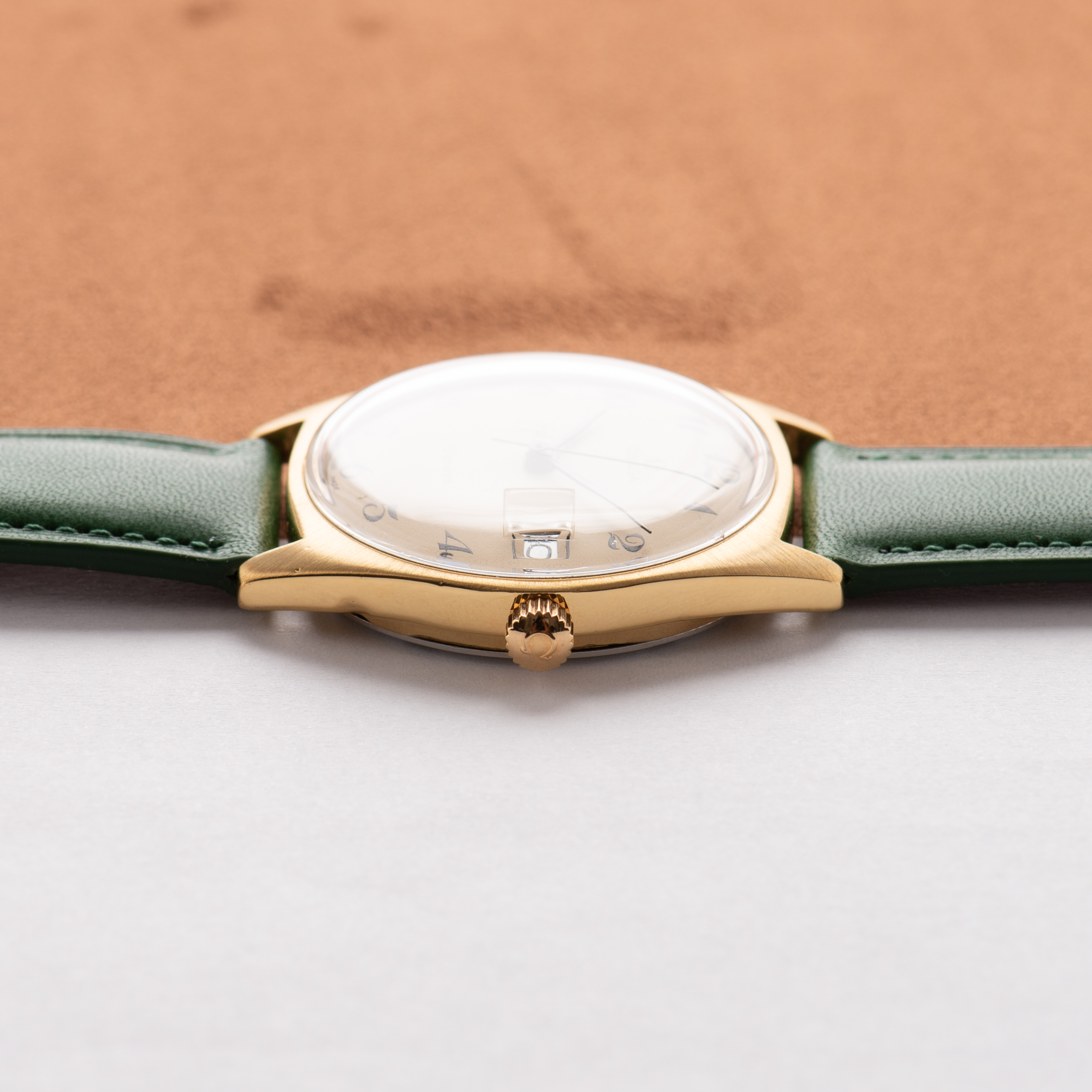 View of Omega Genève "Breguet Dial" Gold Plated – Calibre 613 – Réf. 136.041 – 1972