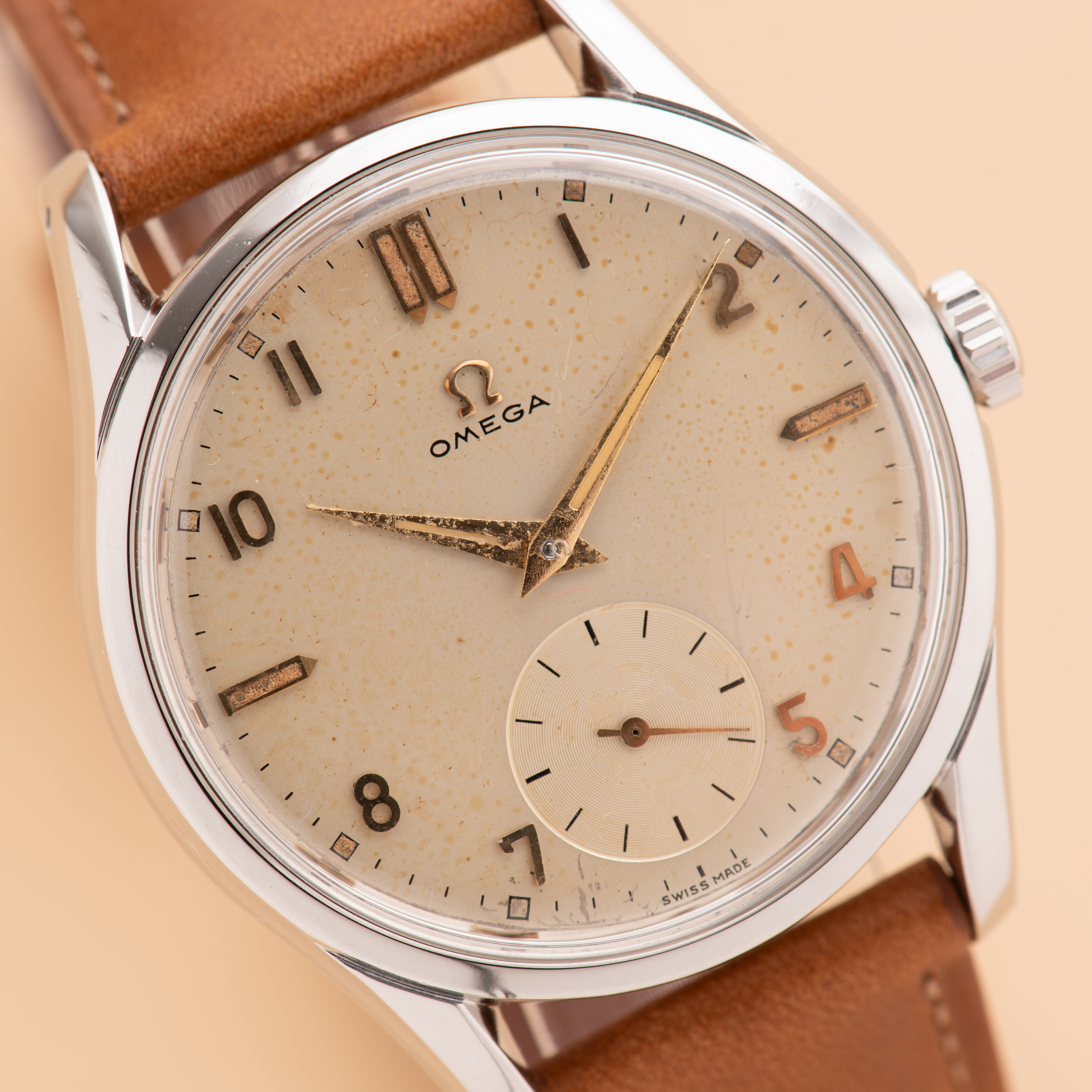 Zicht op Omega Pre-Seamaster Dress Sub Second Réf 2639-13 from 1952